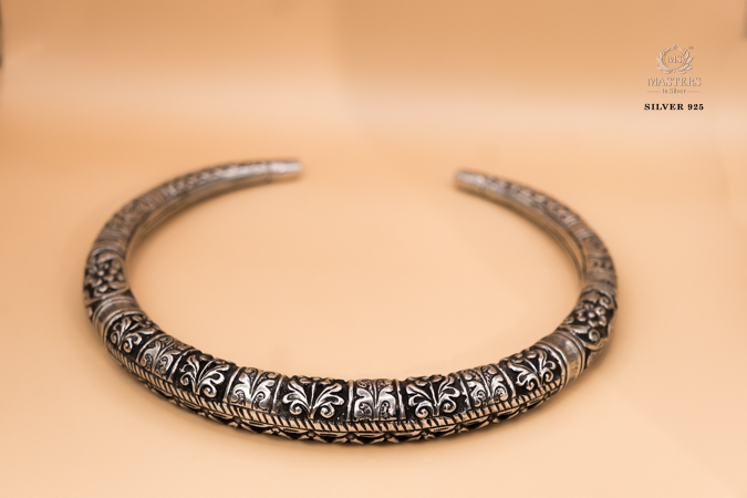 Women's accessories