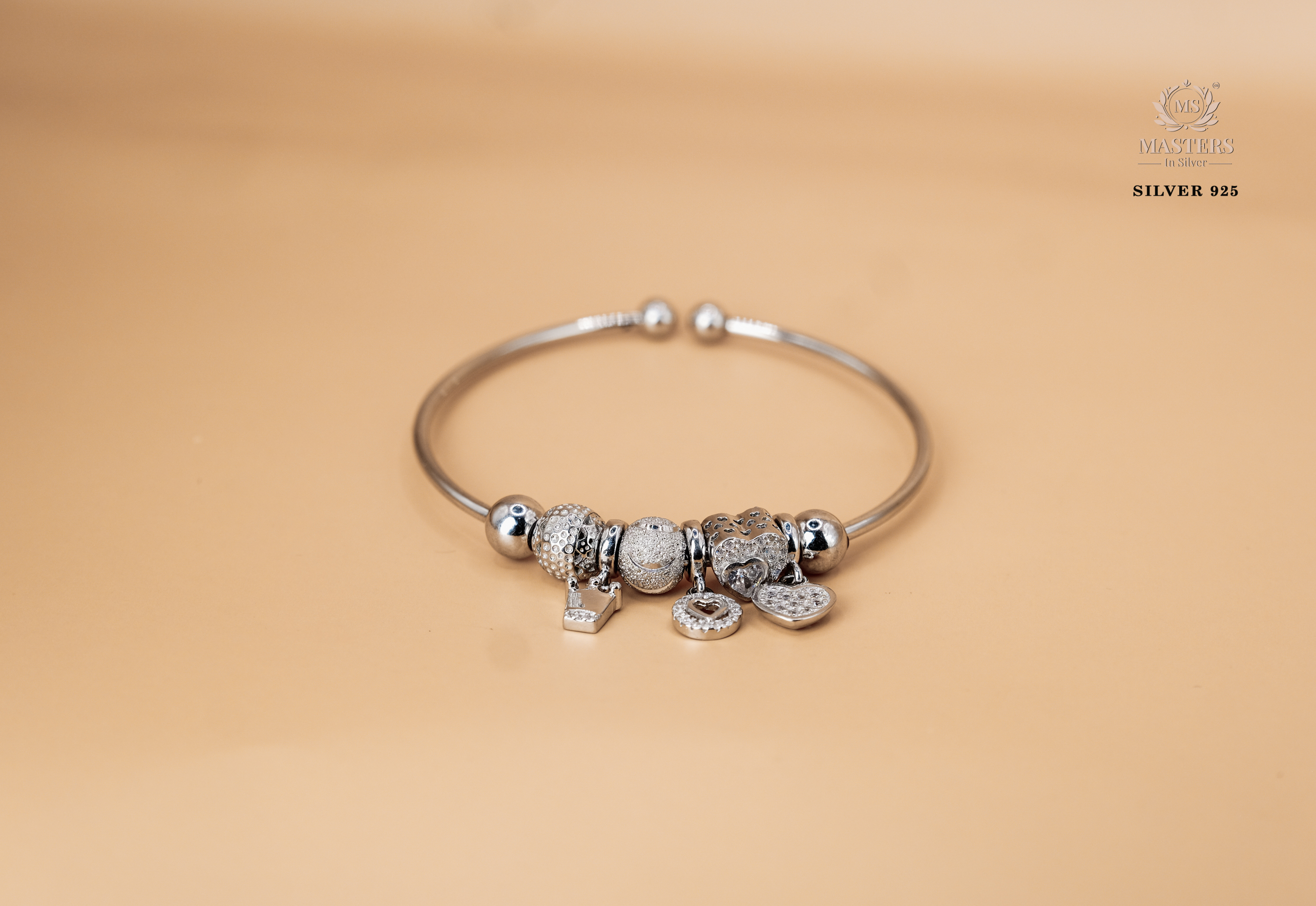 Women's accessories