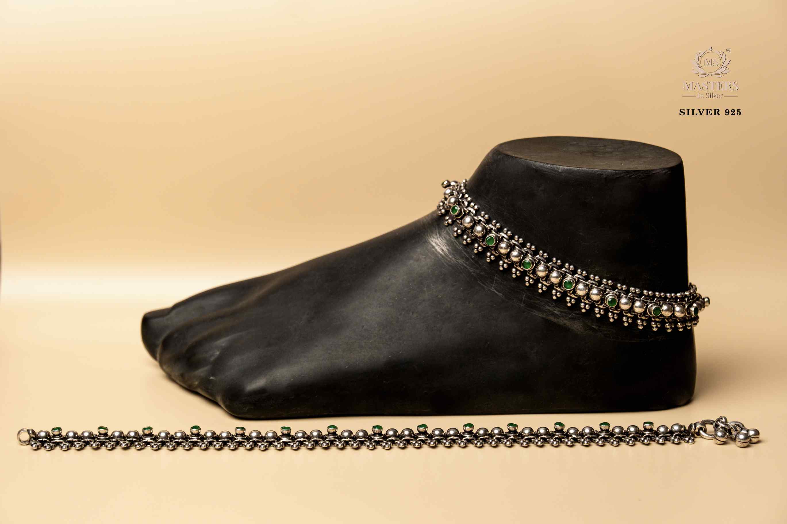OXIDISED CUTSTONE ANKLETS REGULAR USE