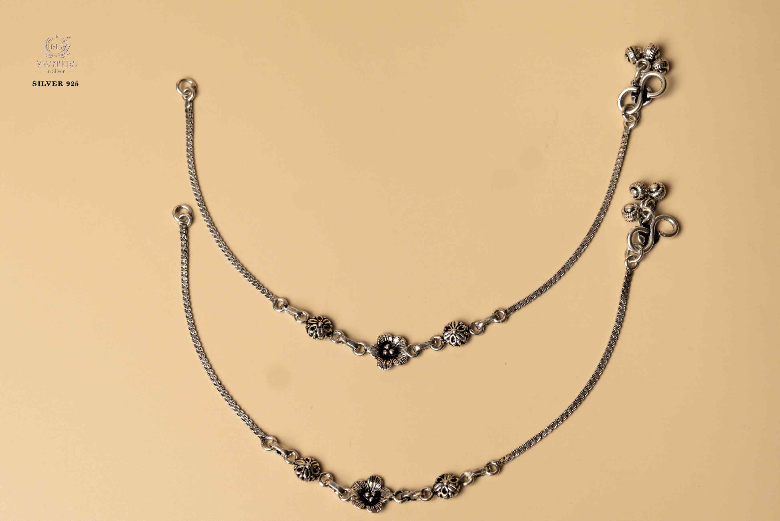 REGULAR WORN ANKLETS