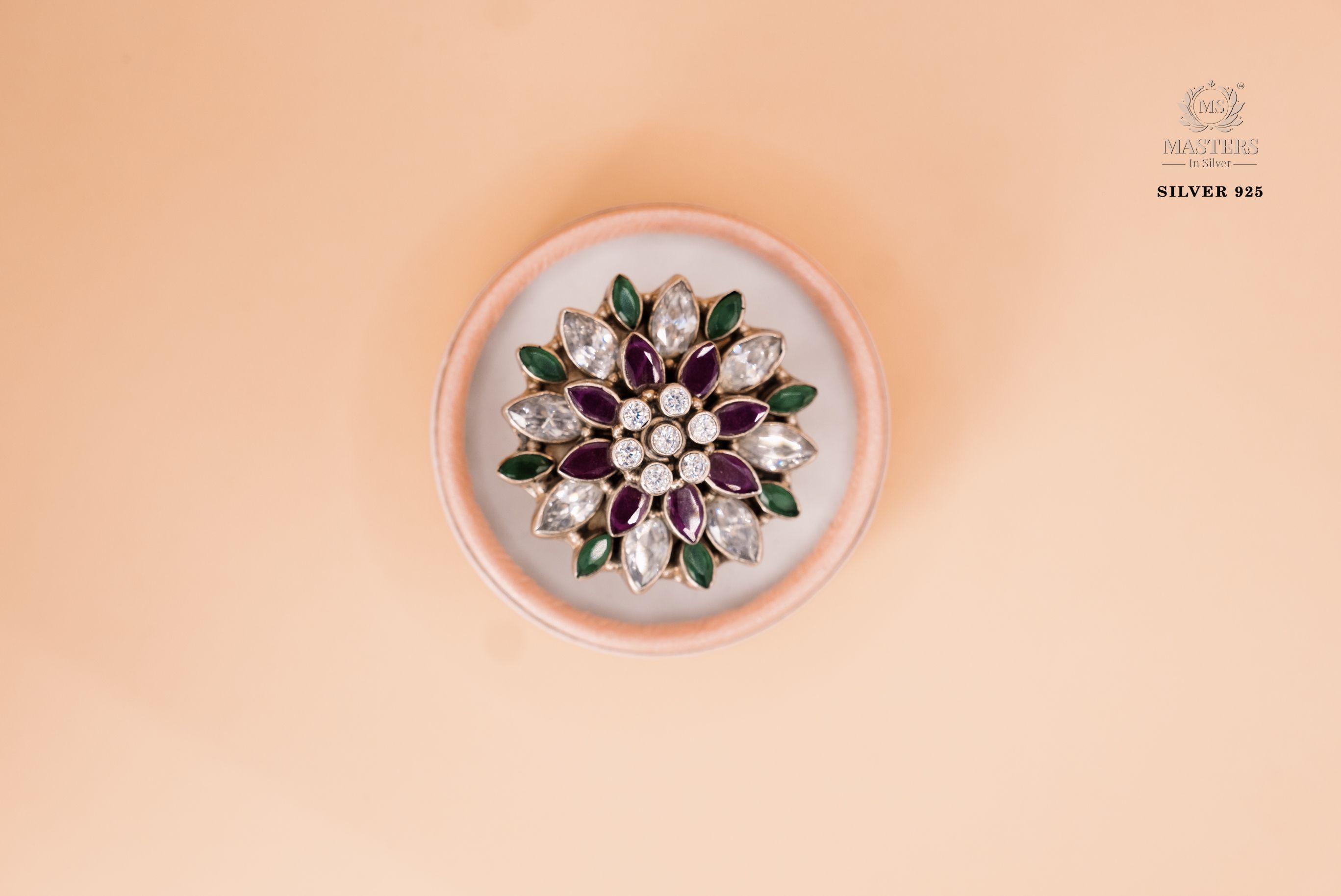 OXIDISED COCKTAIL RING CUT STONES Broad top floral