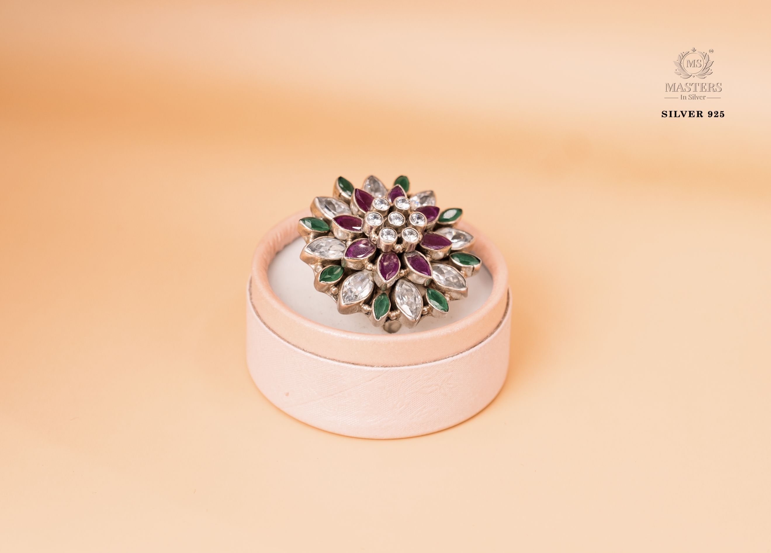 OXIDISED COCKTAIL RING CUT STONES Broad top floral