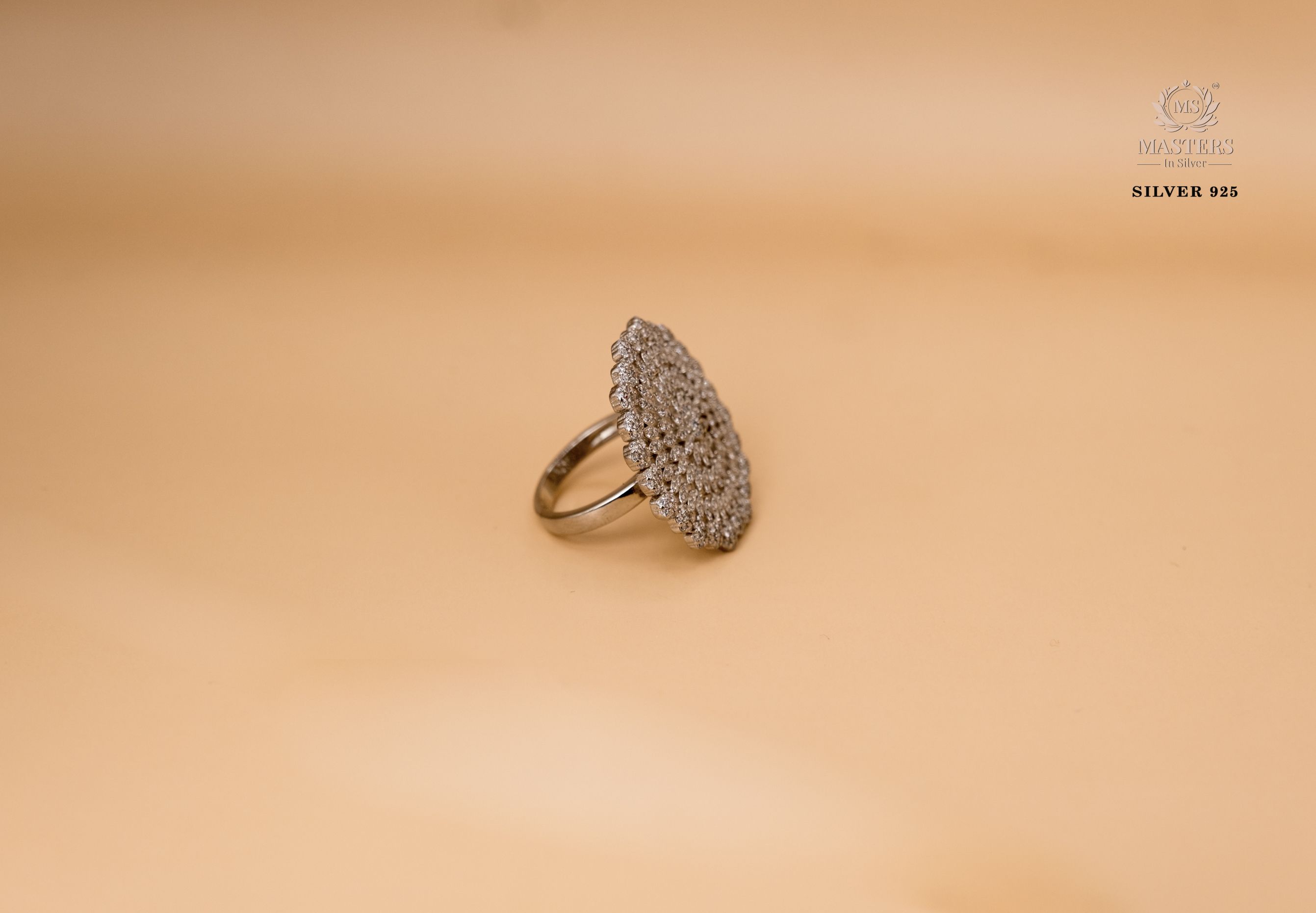 ORIGINAL IMPORTED COCKTAIL DIAMOND LOOKS SILVER 925 RING