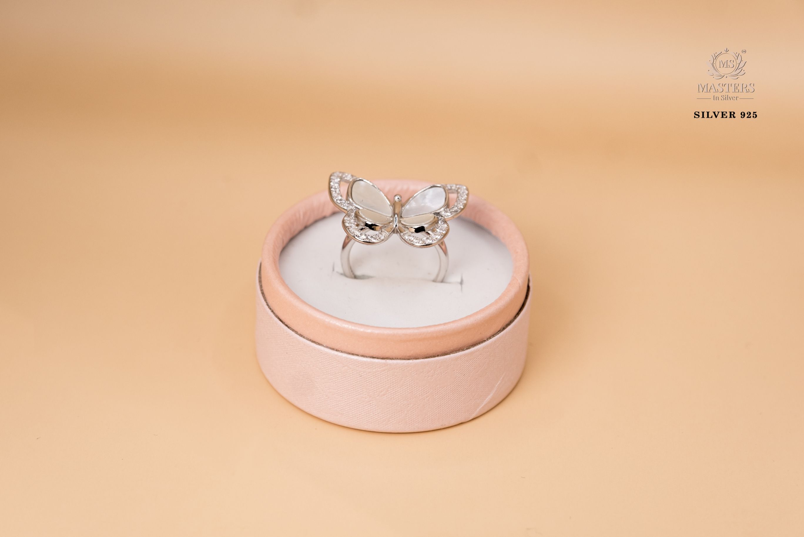 ORIGINAL IMPORTED COCKTAIL MOTHER OF PEARL SILVER 925 RING
