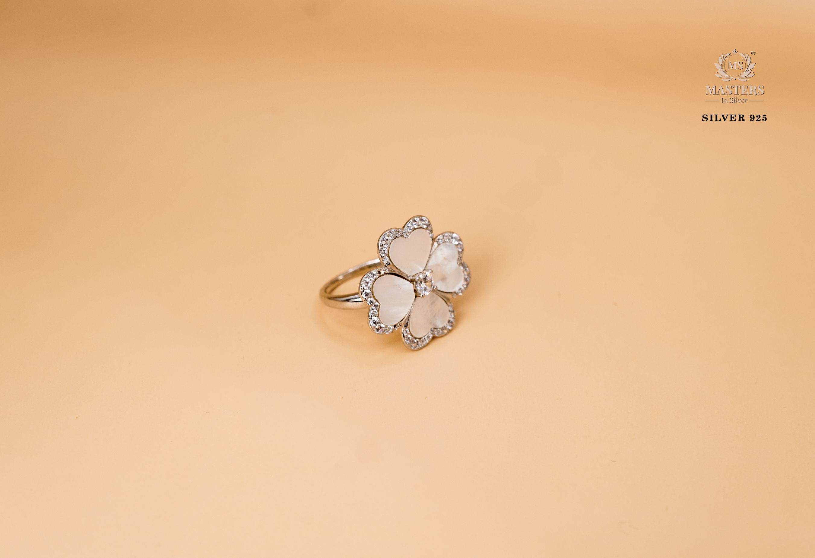 ORIGINAL IMPORTED COCKTAIL MOTHER OF PEARL SILVER 925 RING