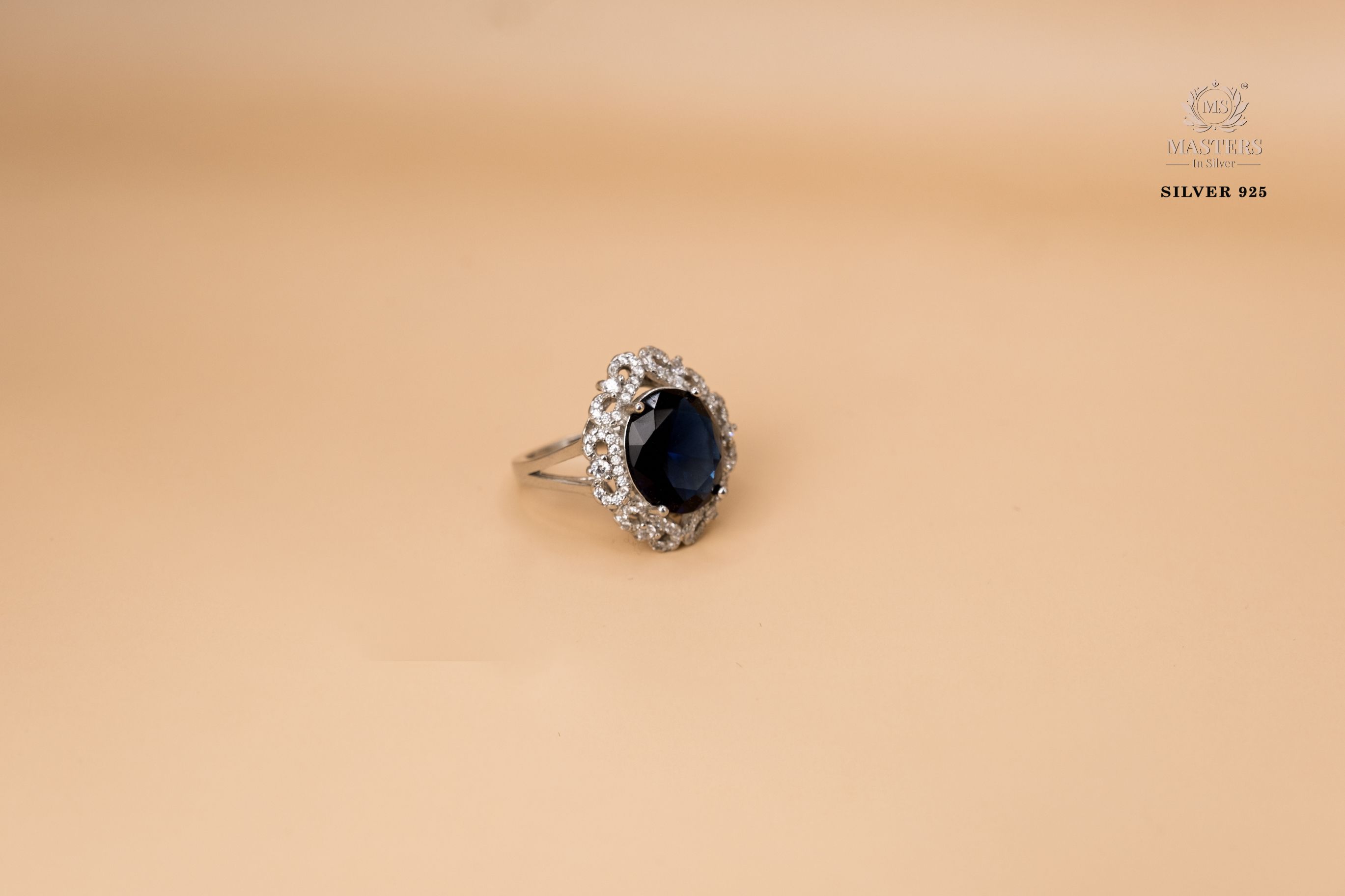 ORIGINAL IMPORTED COCKTAIL DIAMOND LOOKS SILVER 925 RING