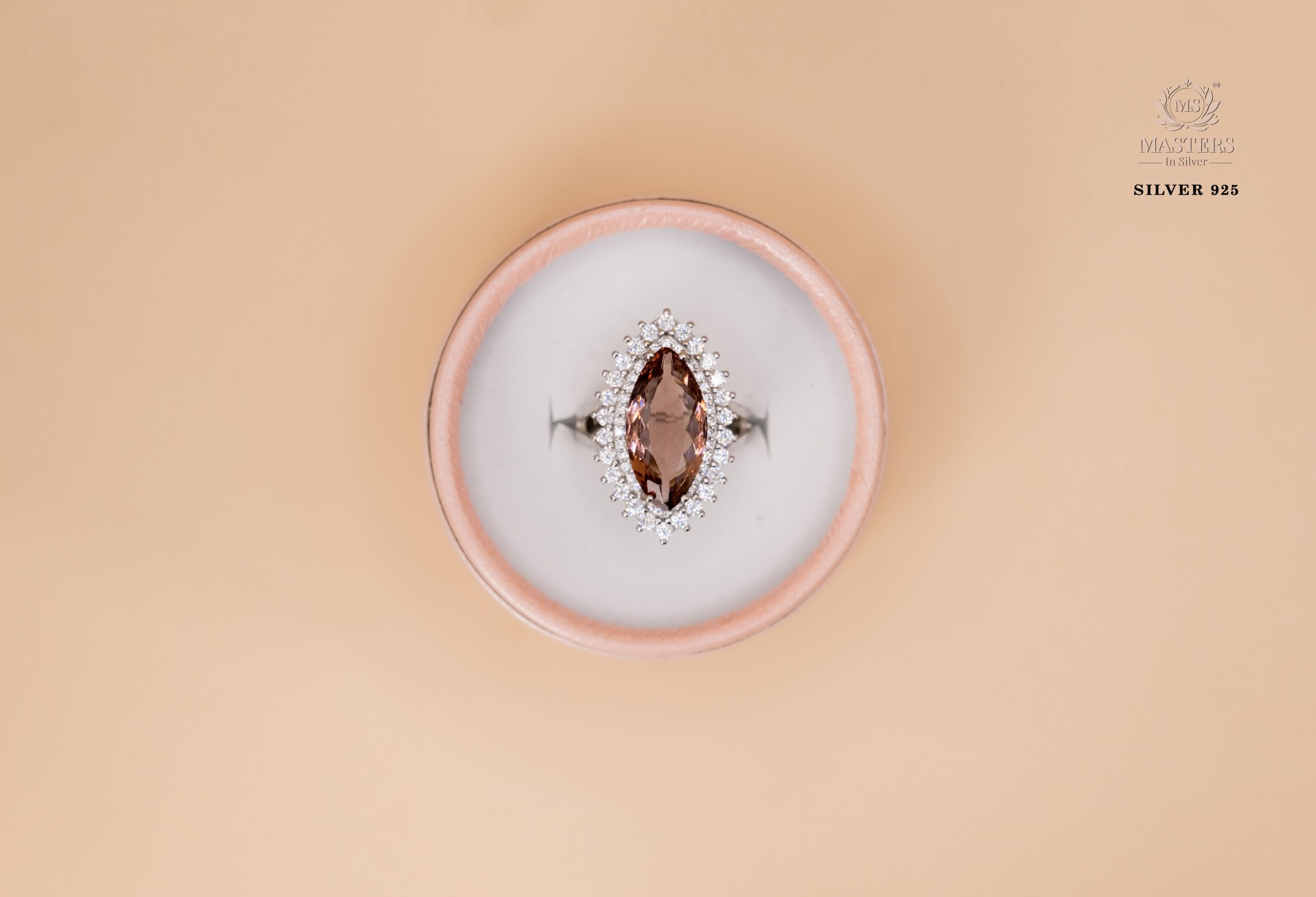 ORIGINAL IMPORTED COCKTAIL DIAMOND LOOKS SILVER 925 RING