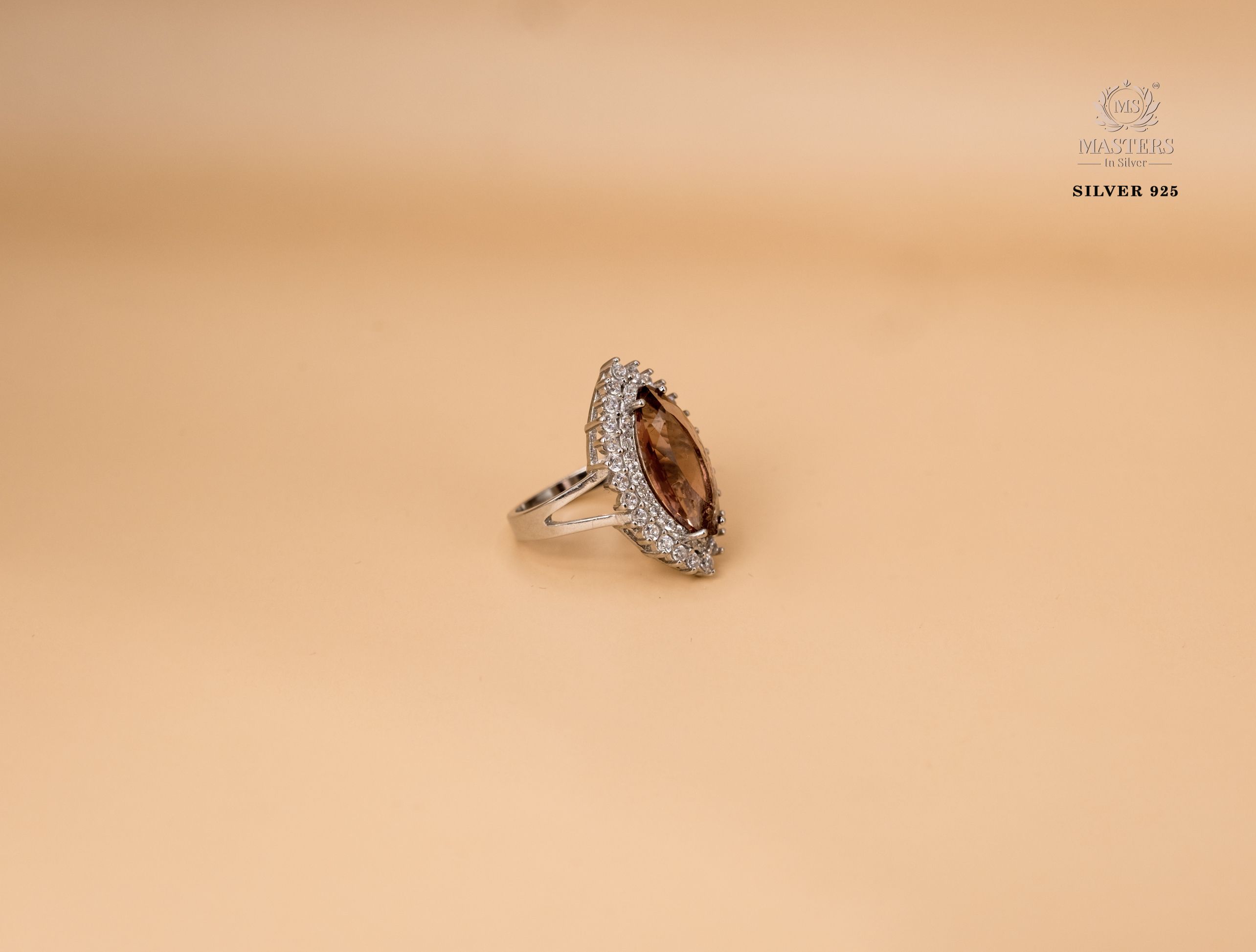 ORIGINAL IMPORTED COCKTAIL DIAMOND LOOKS SILVER 925 RING