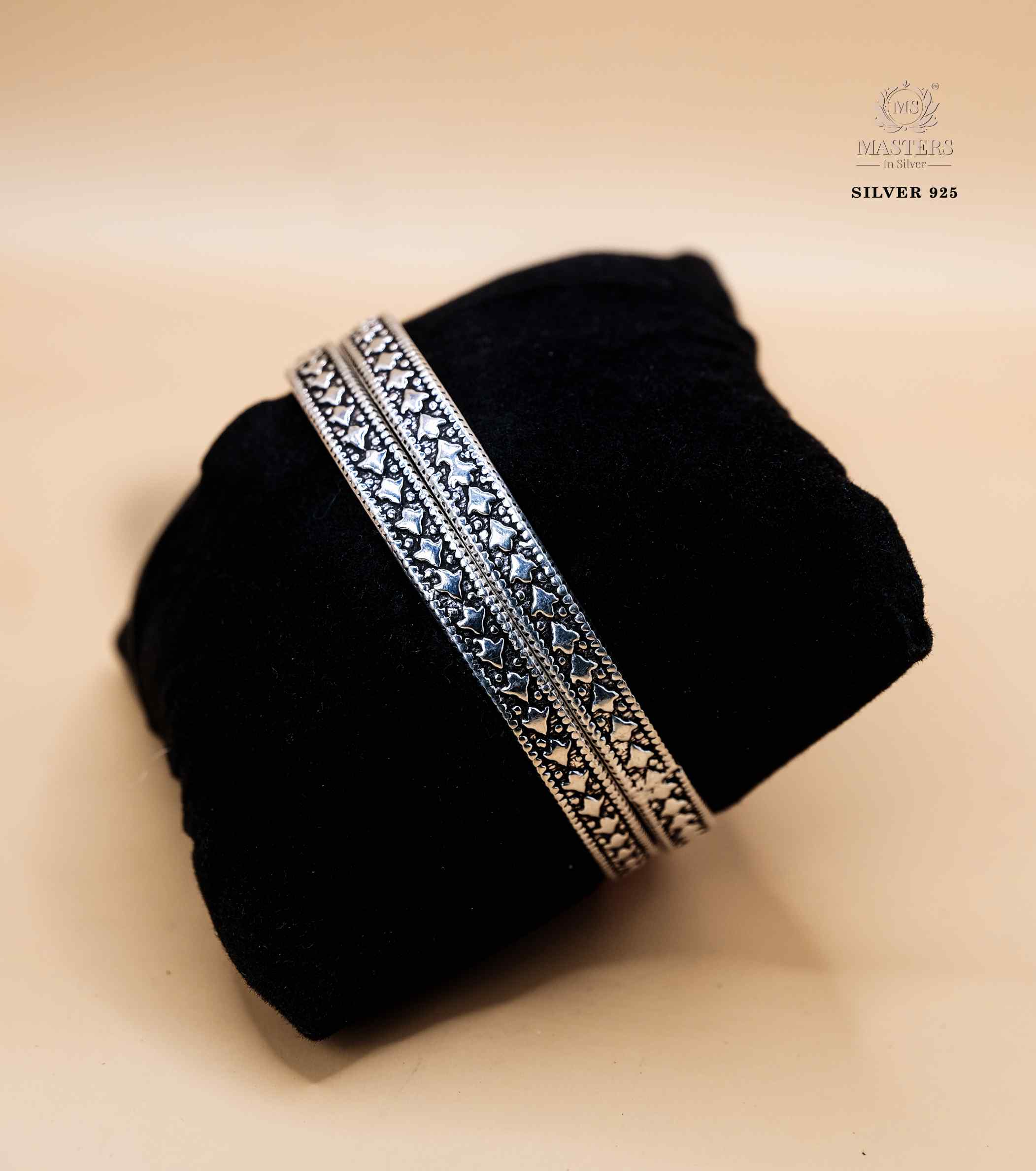 BANGLES   OXIDISED / REGULAR USE