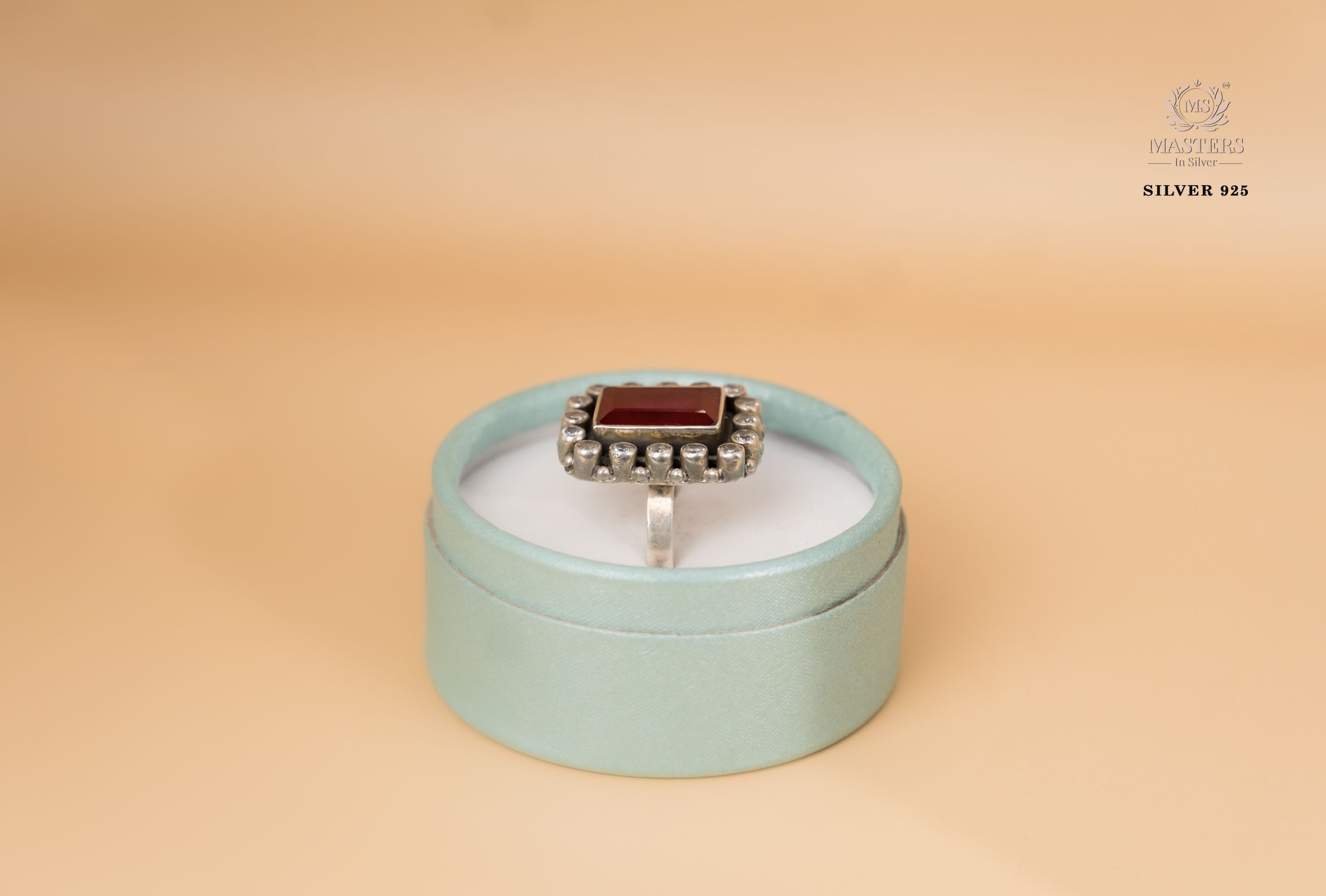 RINGS OXIDISED ( Rectangular- pink ) CUT-STONES