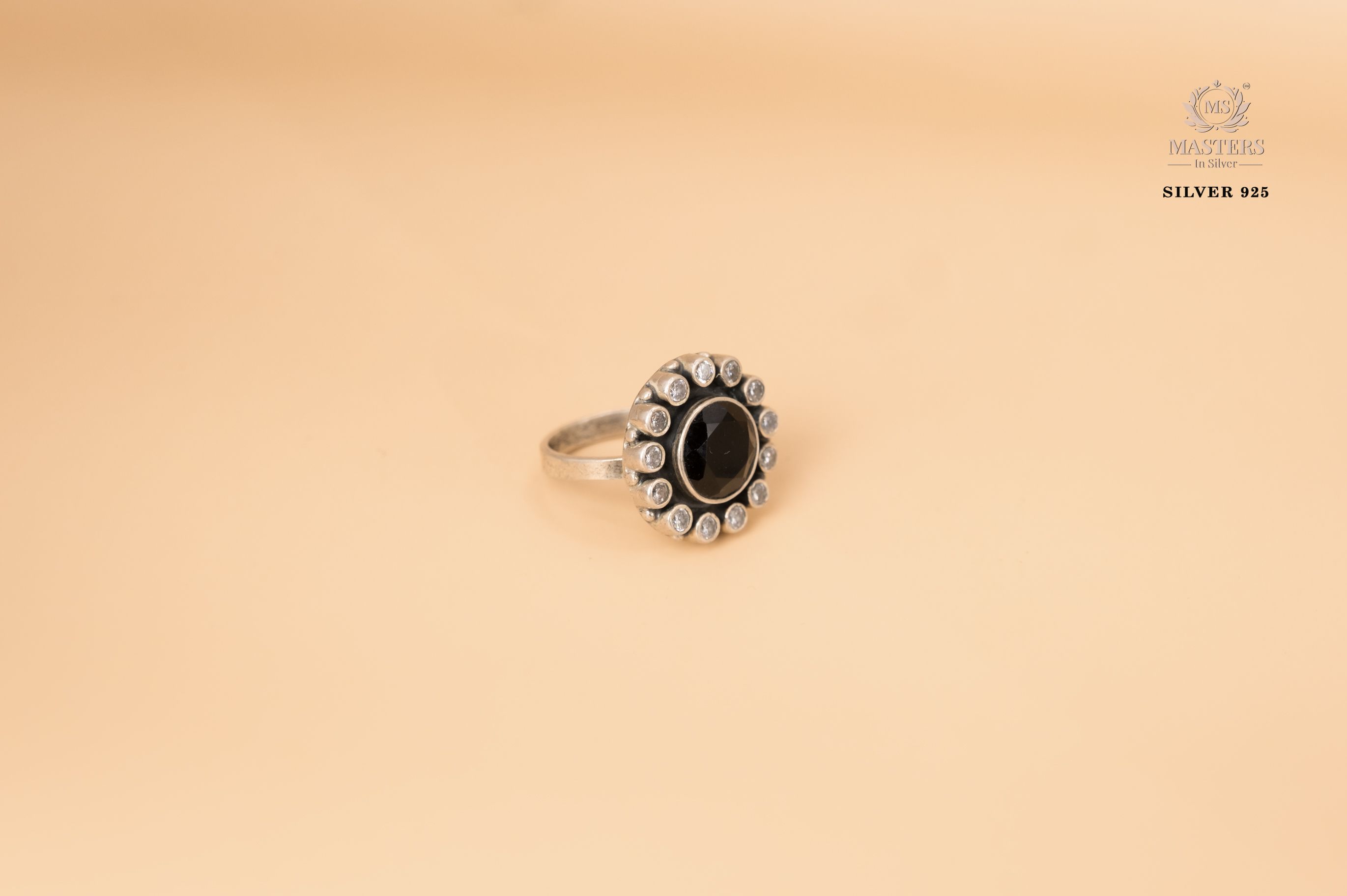RINGS OXIDISED ( Round- Black ) CUT-STONES