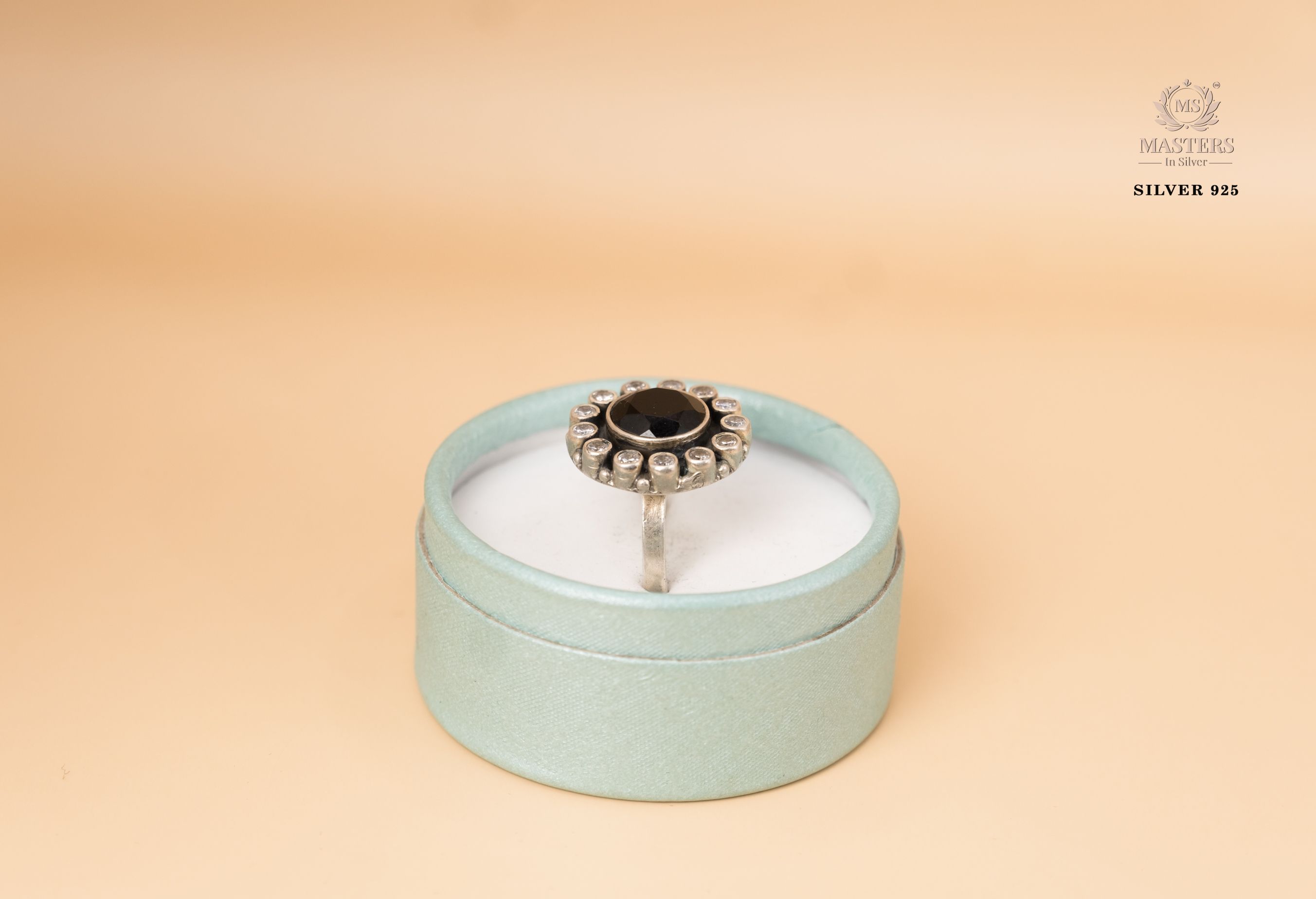 RINGS OXIDISED ( Round- Black ) CUT-STONES