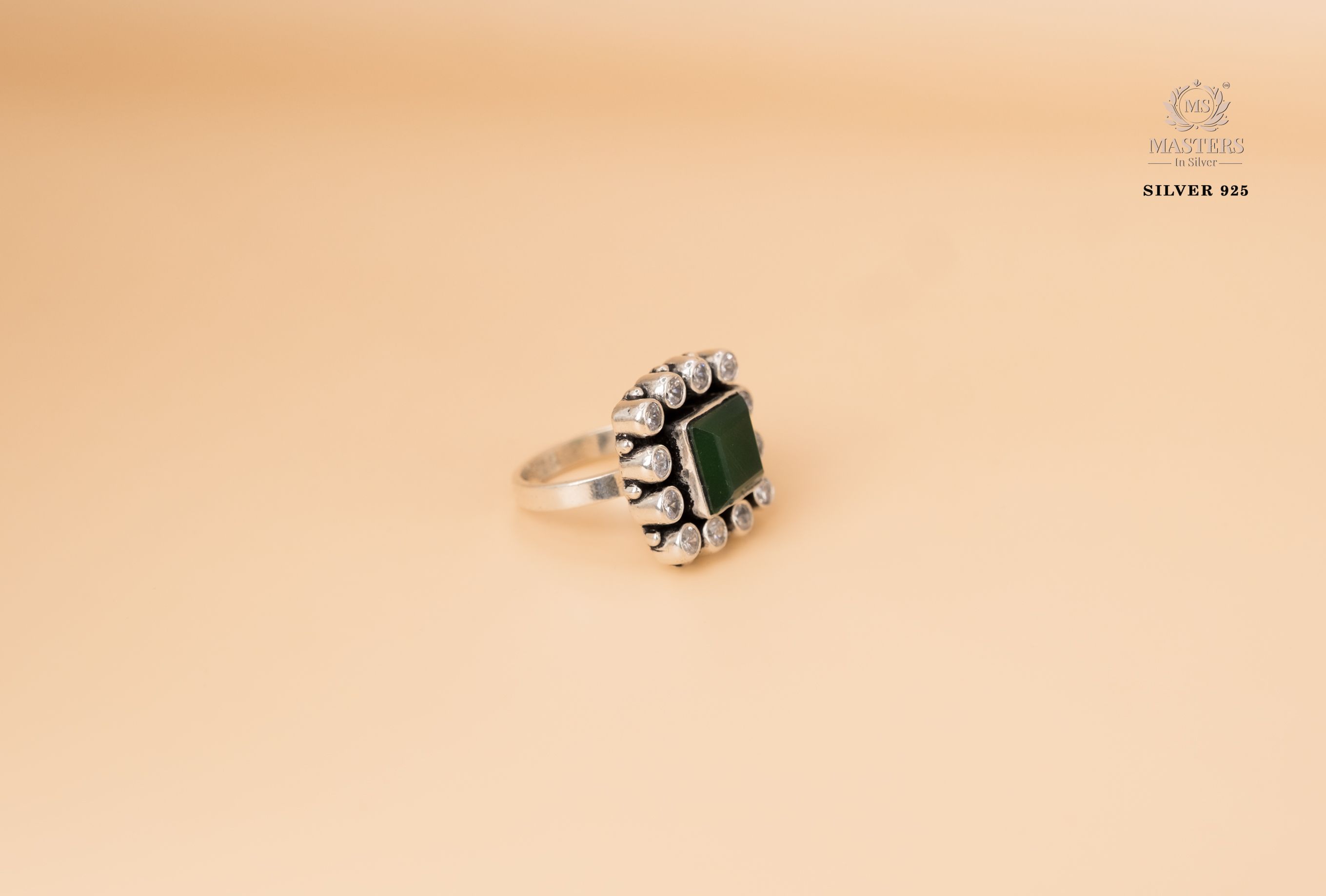 RINGS OXIDISED ( Square- Black ) CUT-STONES