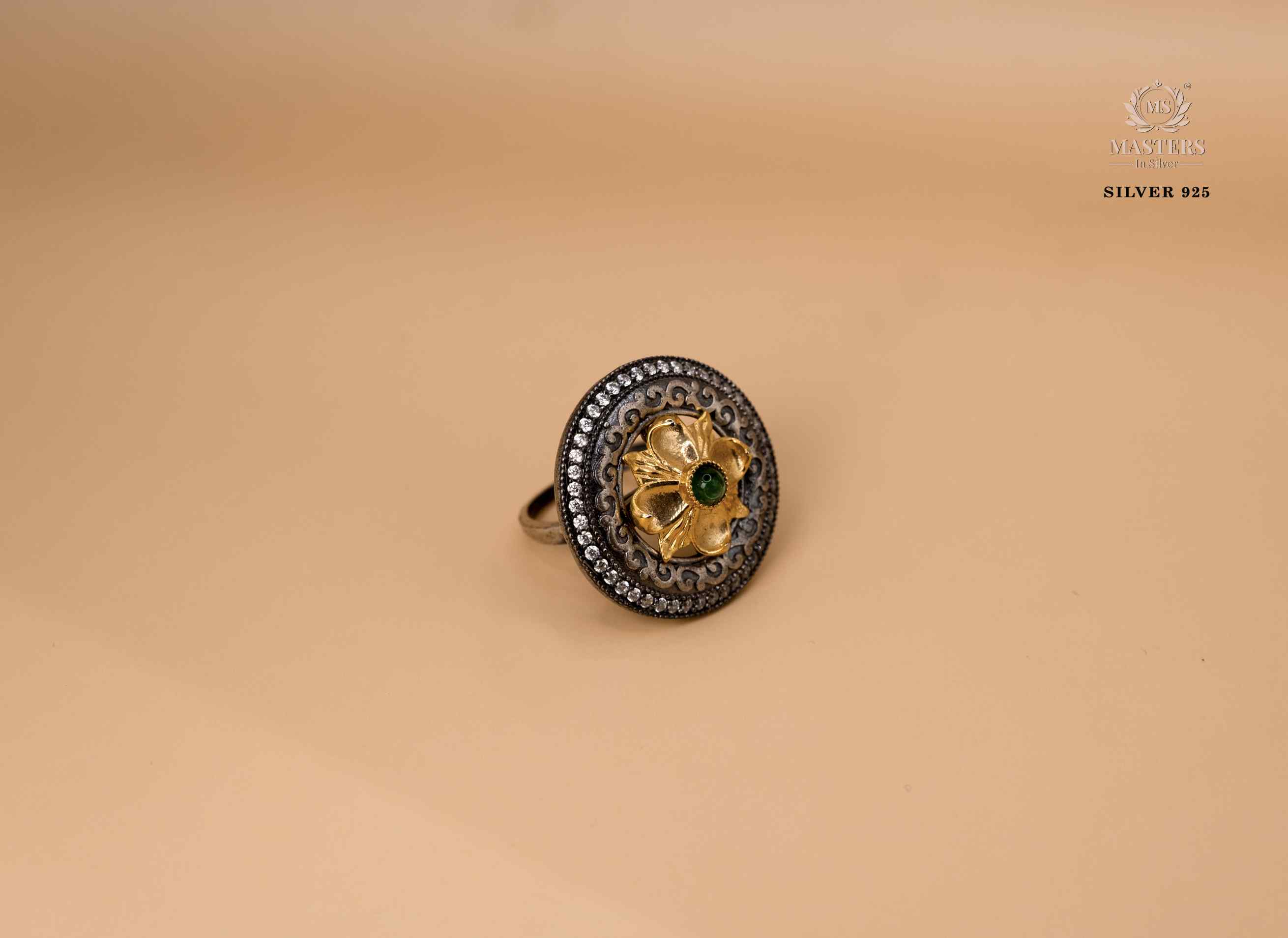 RINGS GOLD PLATED Green centre + Zircon
