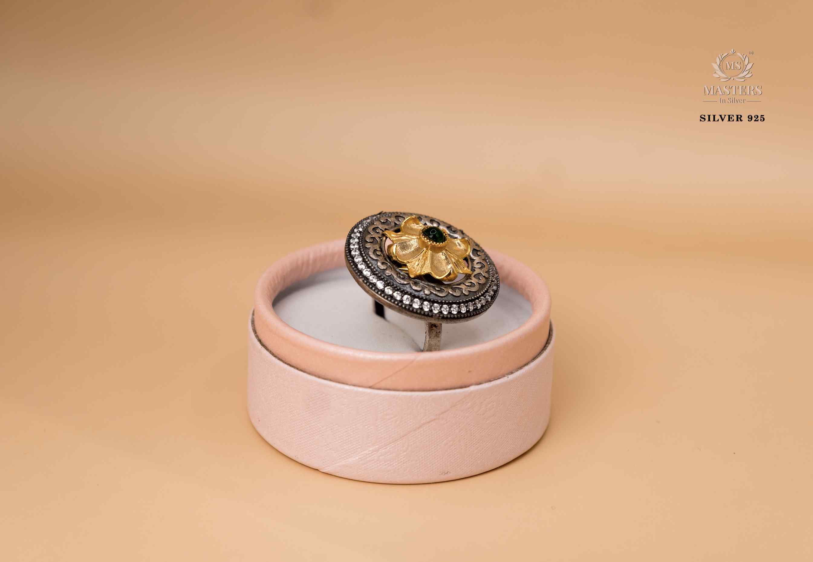 RINGS GOLD PLATED Green centre + Zircon