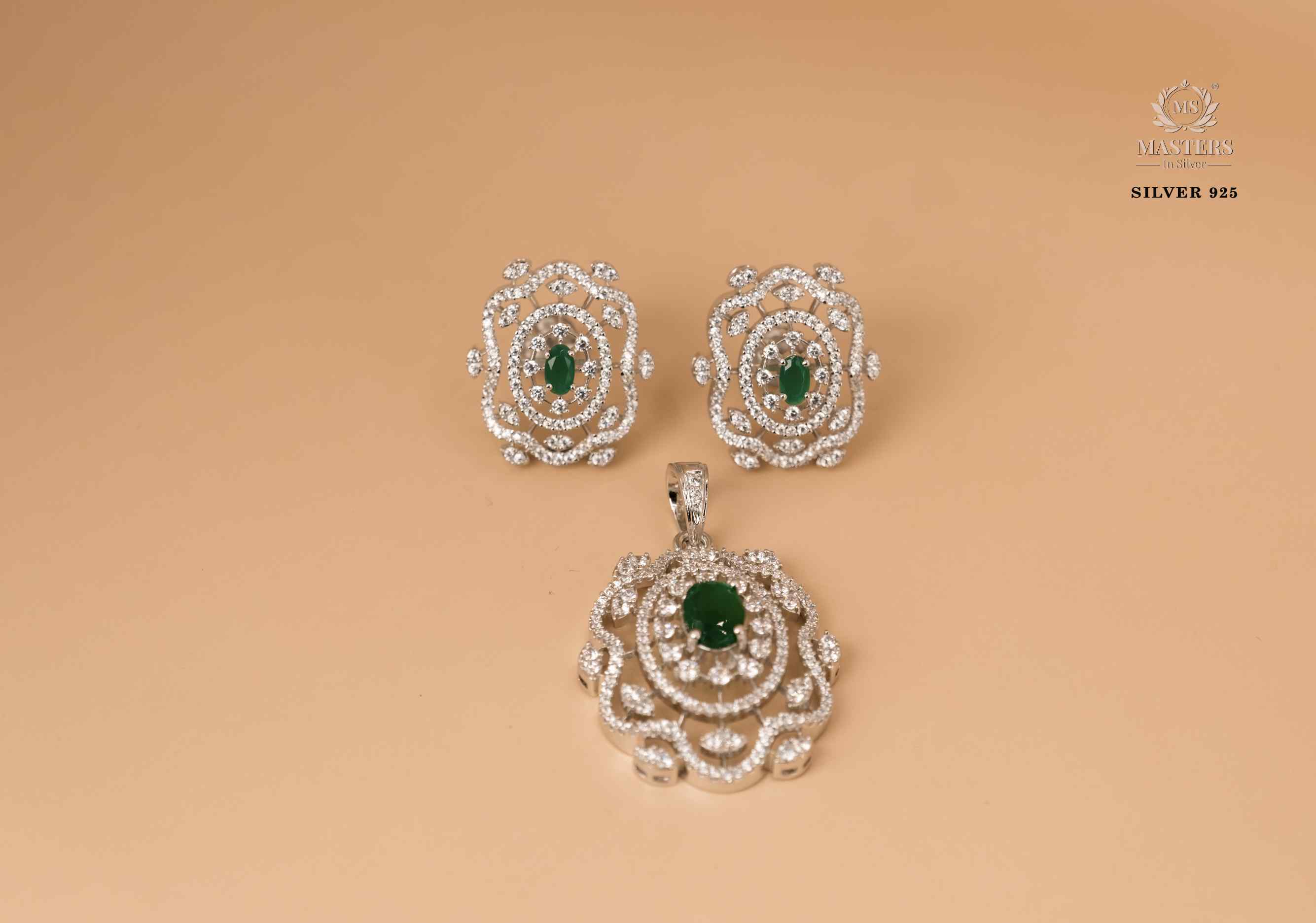 PENDANT SETS, DIAMOND LOOKS, PARTY WEAR, ORIGINAL IMPORTED 🎁