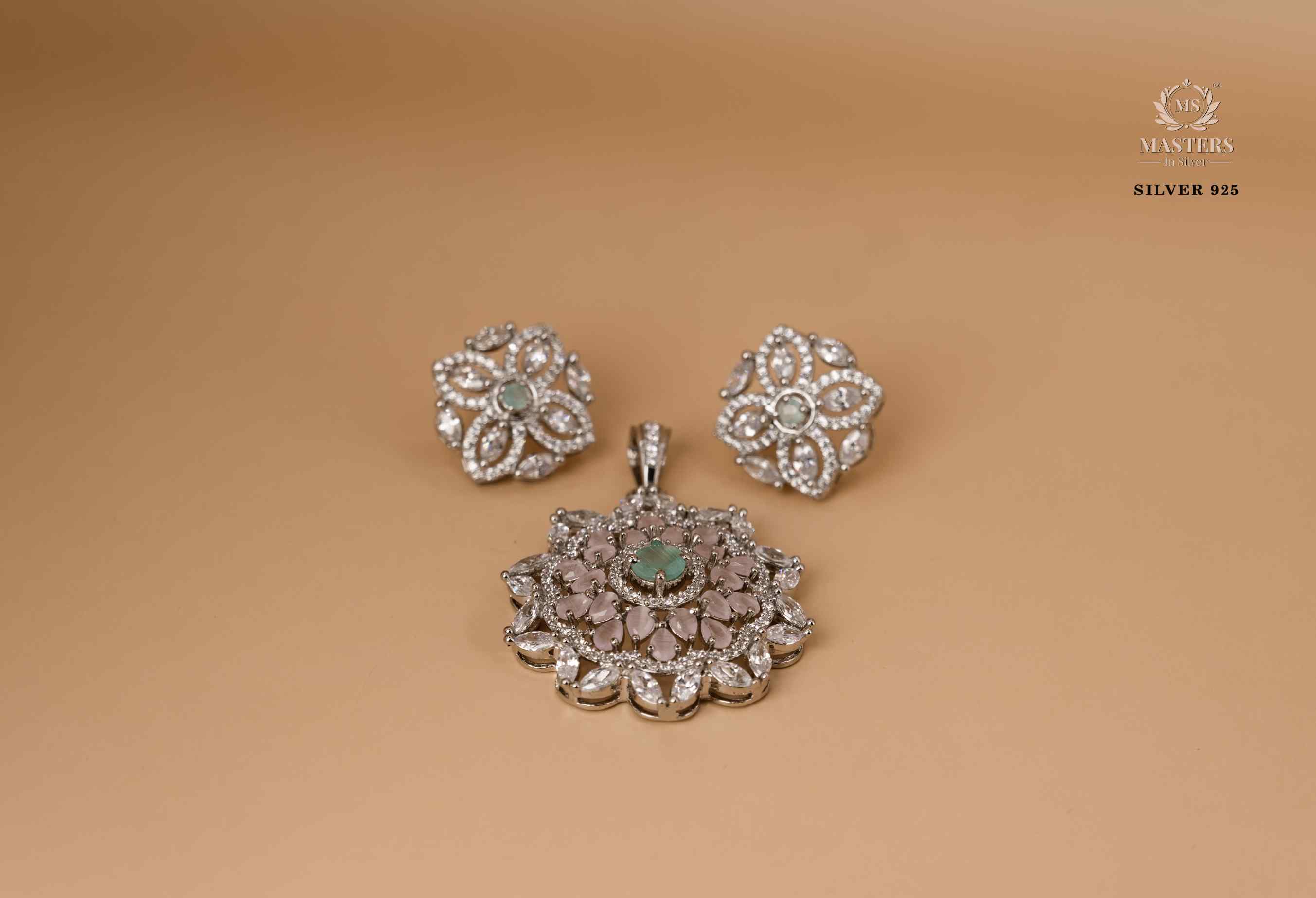 PENDANT SETS, DIAMOND LOOKS, PARTY WEAR, ORIGINAL IMPORTED 🎁