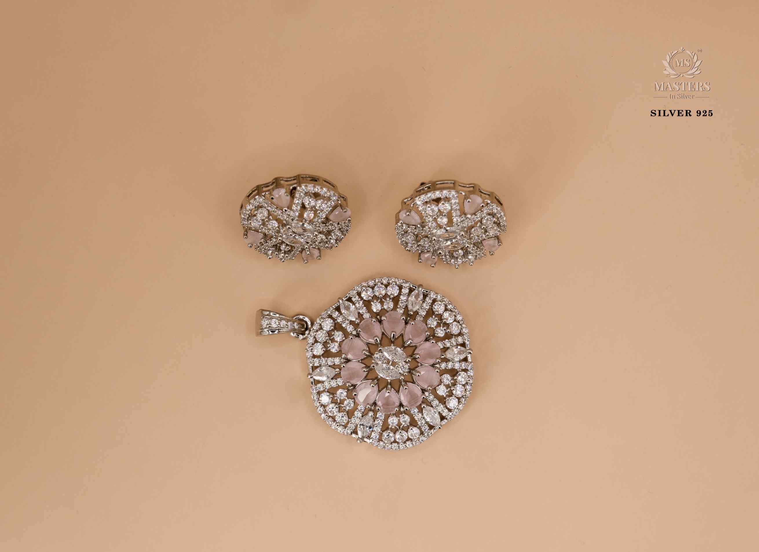 PENDANT SETS, DIAMOND LOOKS, PARTY WEAR, ORIGINAL IMPORTED 🎁