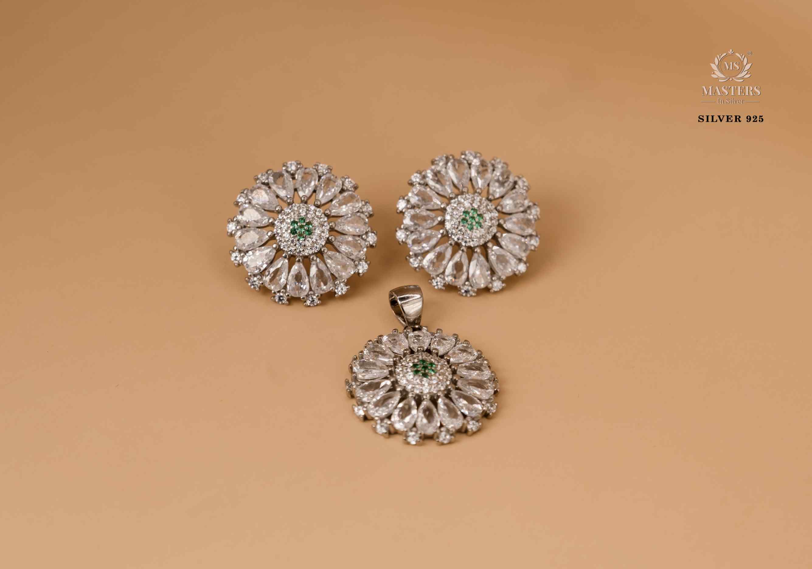 PENDANT SETS, DIAMOND LOOKS, PARTY WEAR, ORIGINAL IMPORTED 🎁