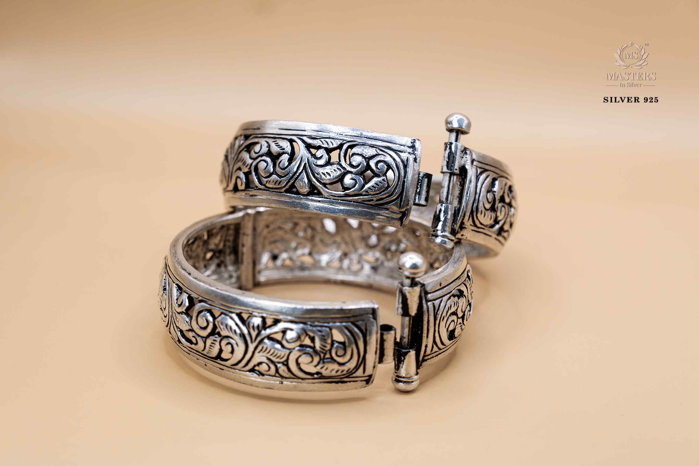 PREMIUM OXIDISED SILVER INDIAN STYLE ( BRACELETS - KADE )