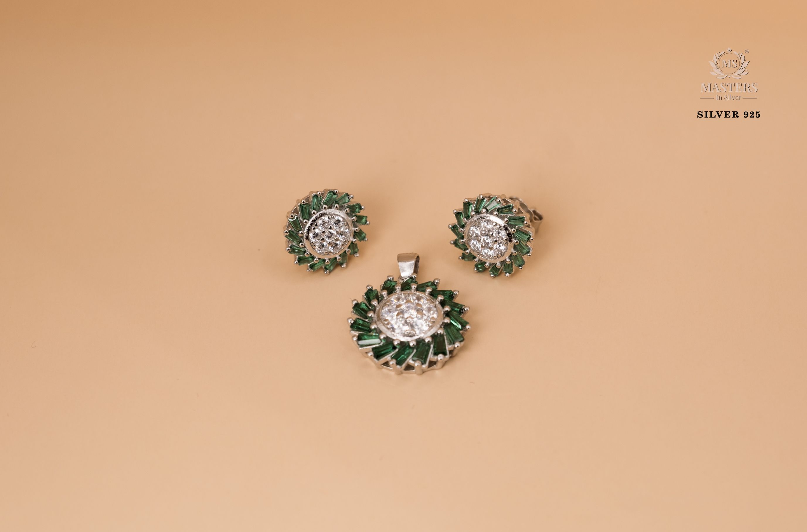 PENDANT SETS, DIAMOND LOOKS, REGULAR WEAR, ORIGINAL IMPORTED ROUND GREEN 🎁