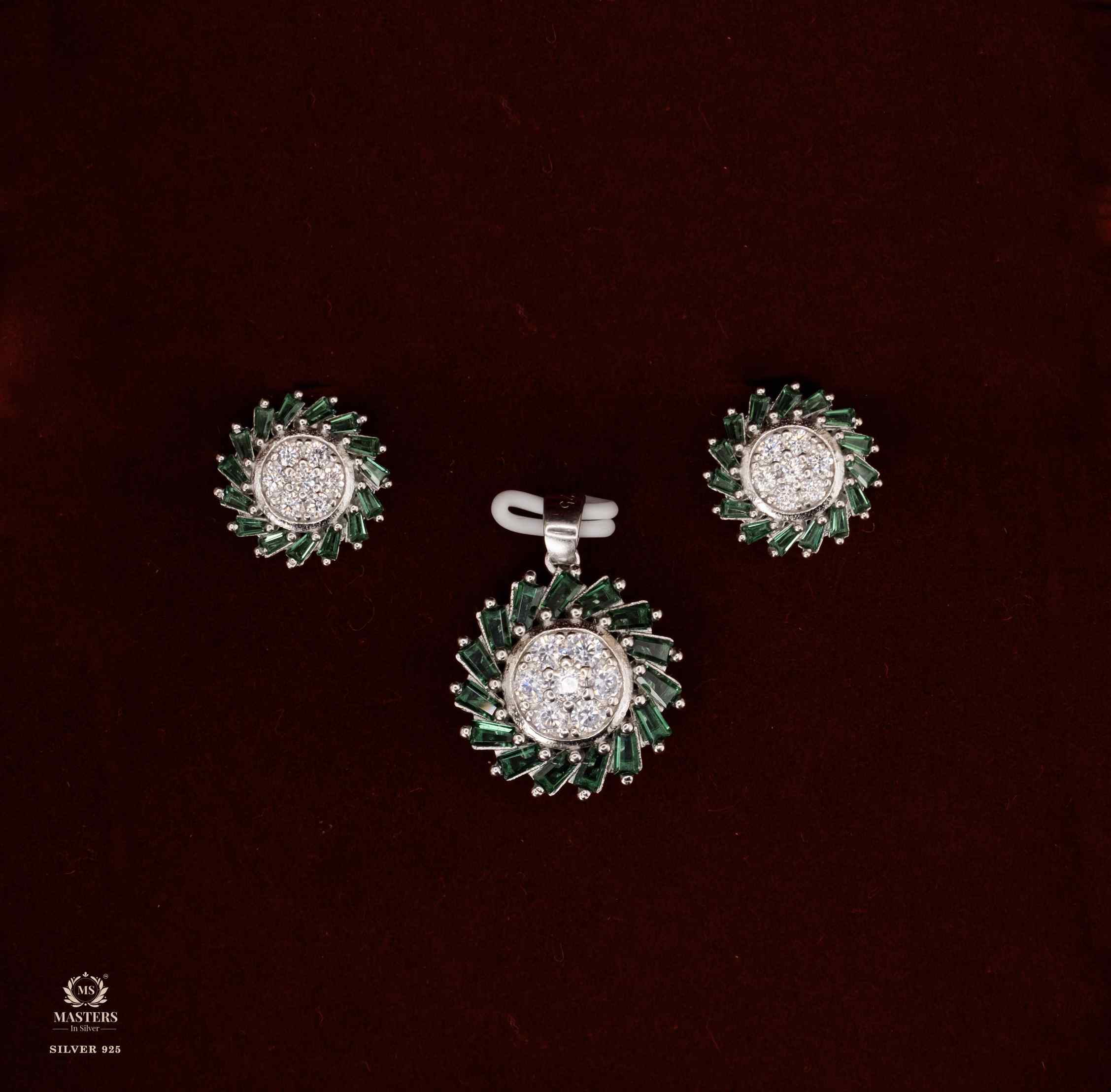 PENDANT SETS, DIAMOND LOOKS, REGULAR WEAR, ORIGINAL IMPORTED ROUND GREEN 🎁