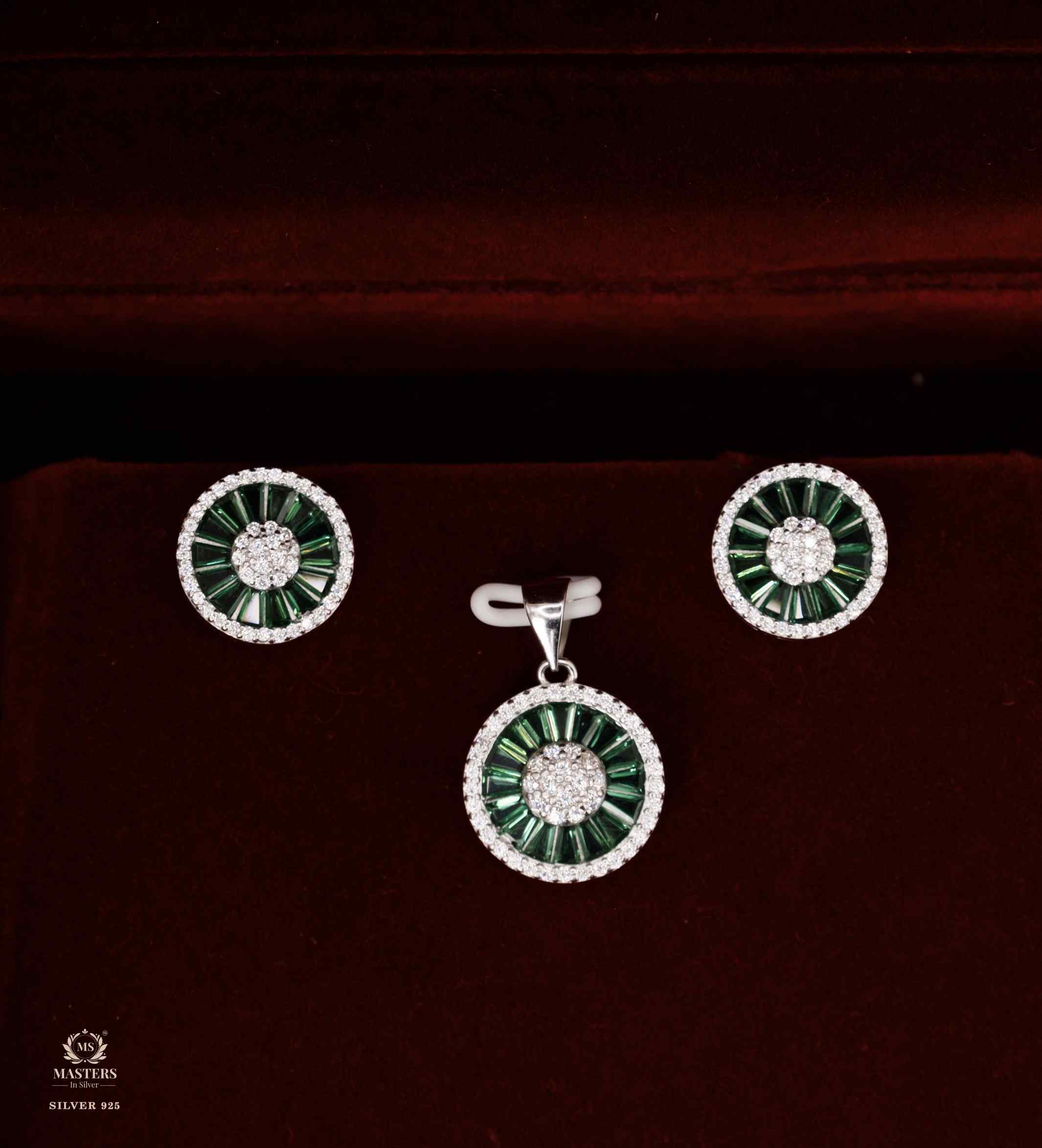 PENDANT SETS, DIAMOND LOOKS, REGULAR WEAR, ORIGINAL IMPORTED ROUND GREEN 🎁