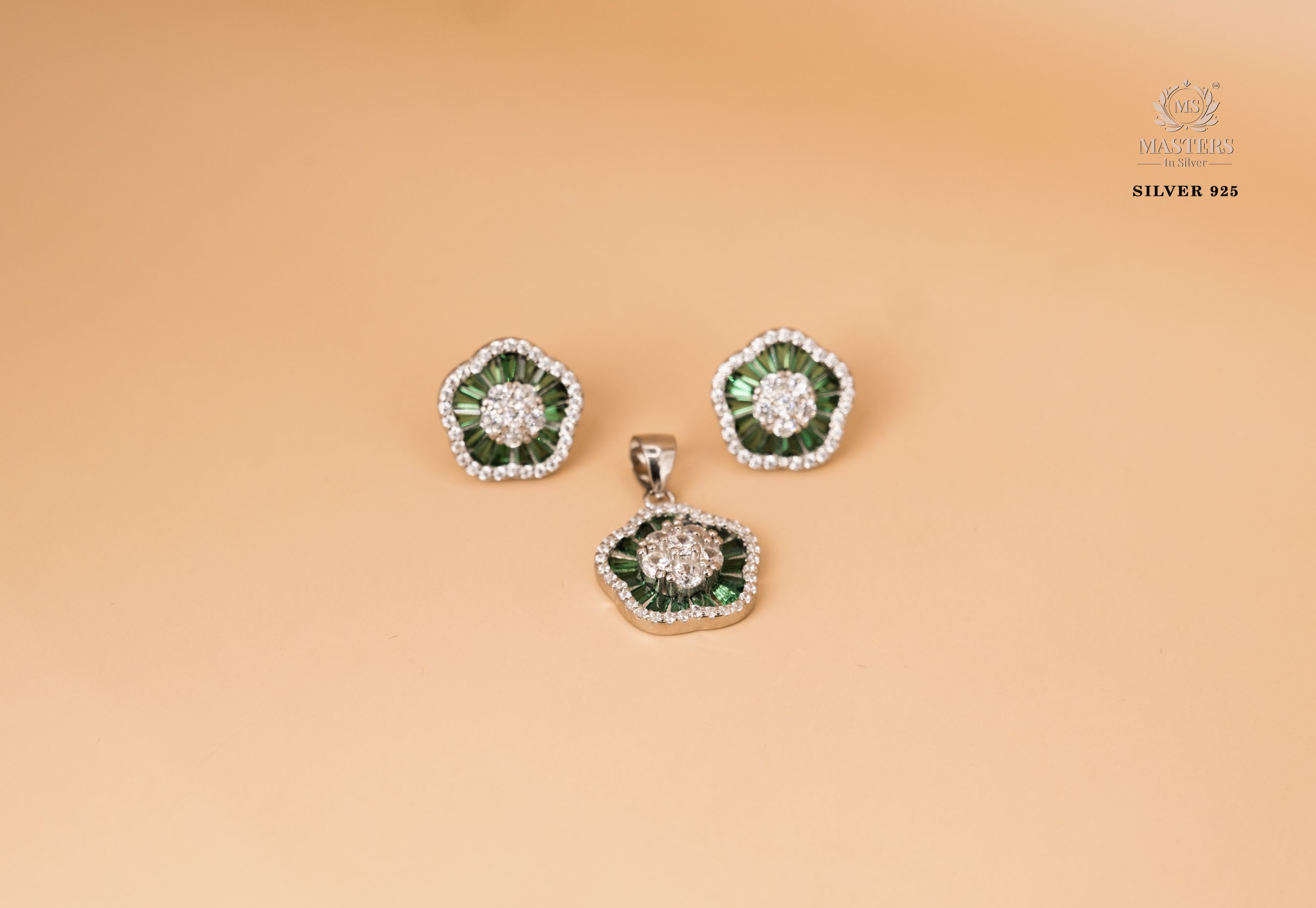 PENDANT SETS, DIAMOND LOOKS, REGULAR WEAR, ORIGINAL IMPORTED ROUND FLORAL GREEN 🎁