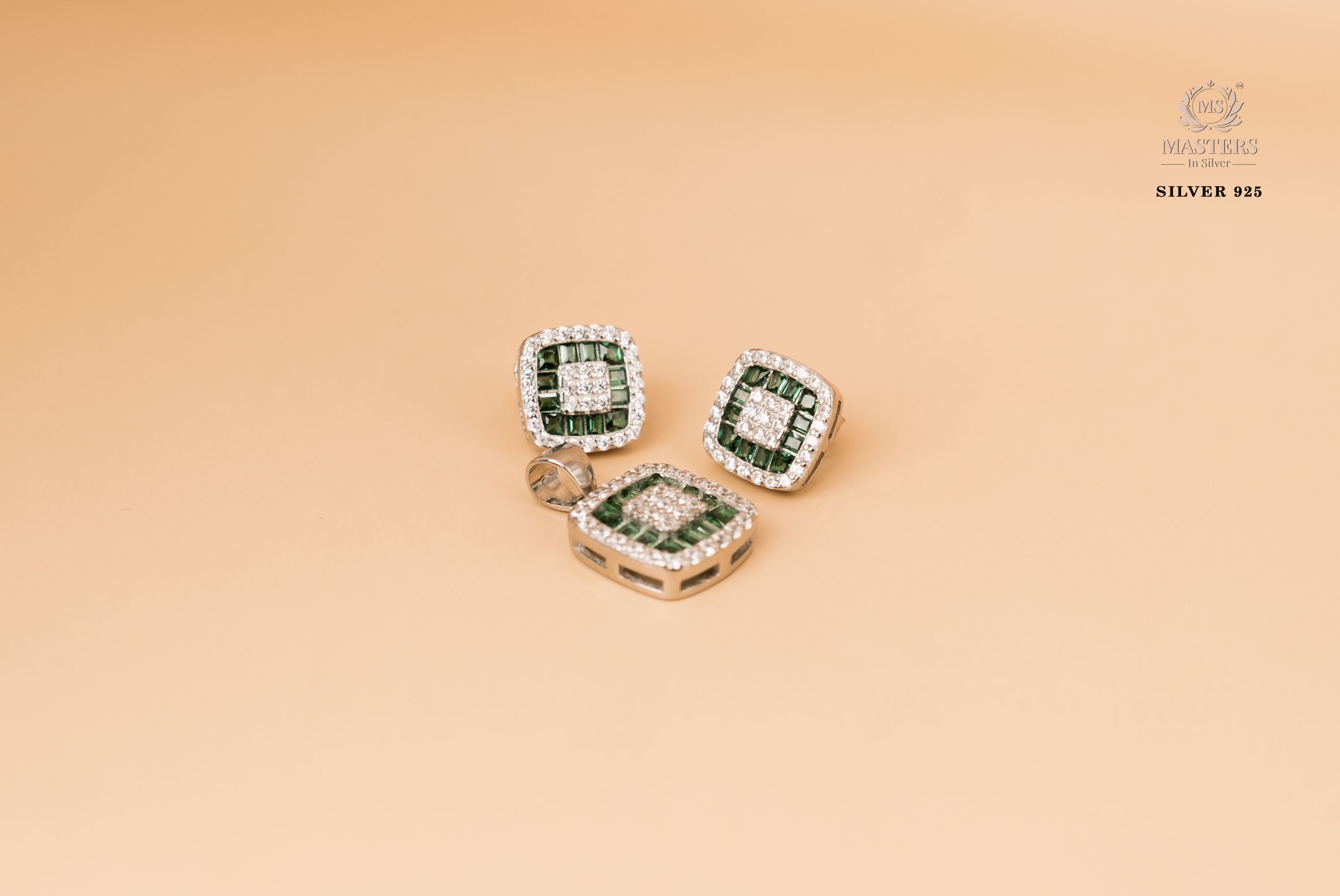 PENDANT SETS, DIAMOND LOOKS, REGULAR WEAR, ORIGINAL IMPORTED SQUARE GREEN 🎁