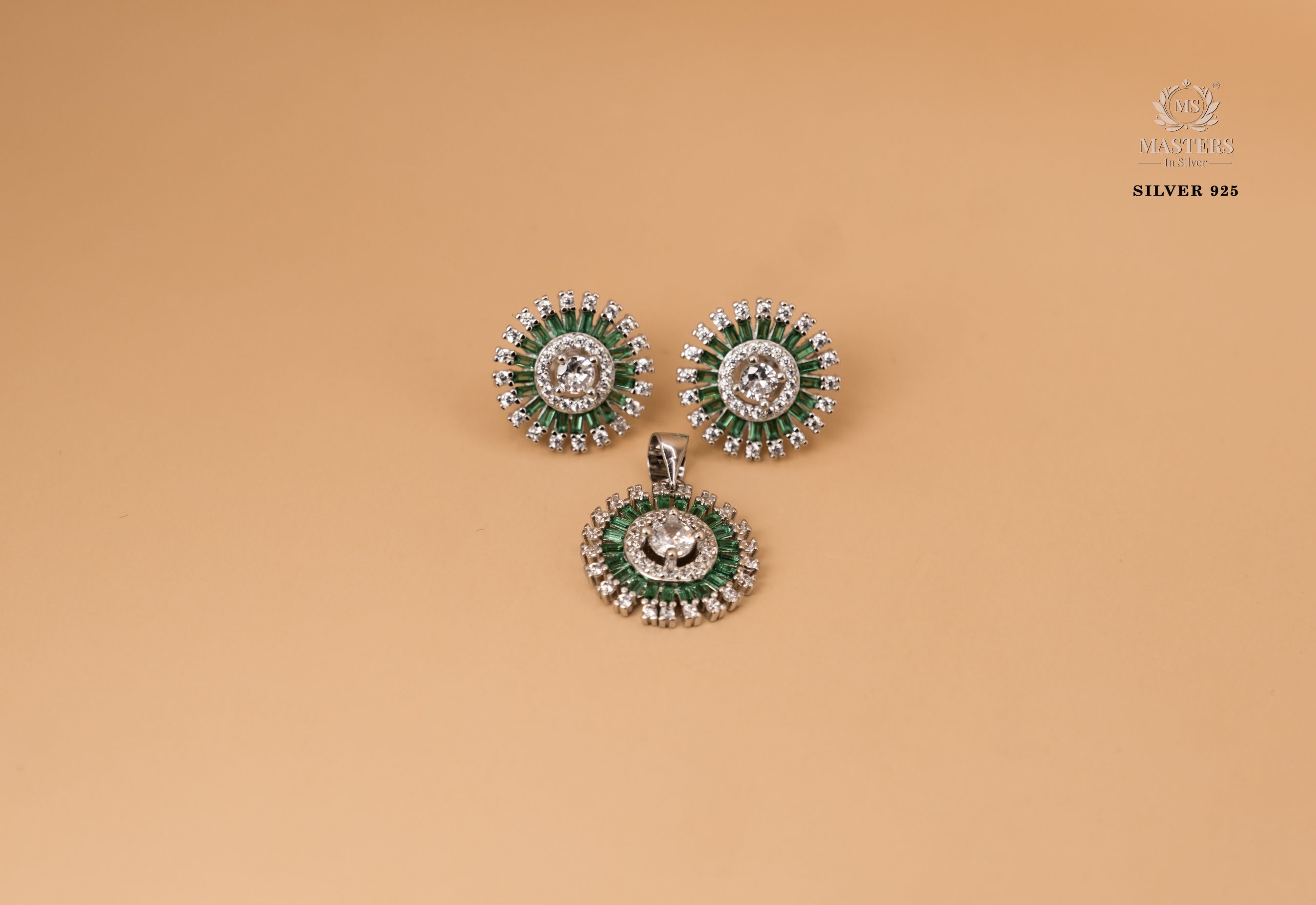 PENDANT SETS, DIAMOND LOOKS, REGULAR WEAR, ORIGINAL IMPORTED ROUND GREEN 🎁