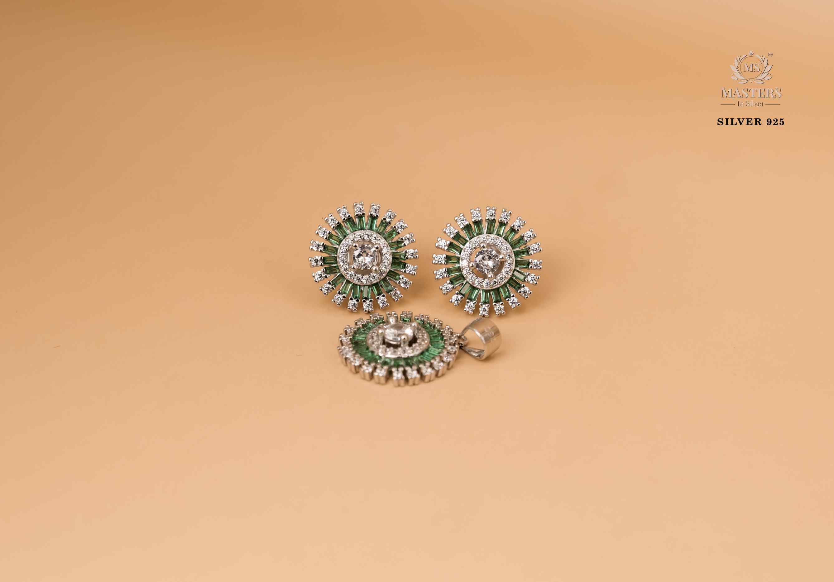 PENDANT SETS, DIAMOND LOOKS, REGULAR WEAR, ORIGINAL IMPORTED ROUND GREEN 🎁