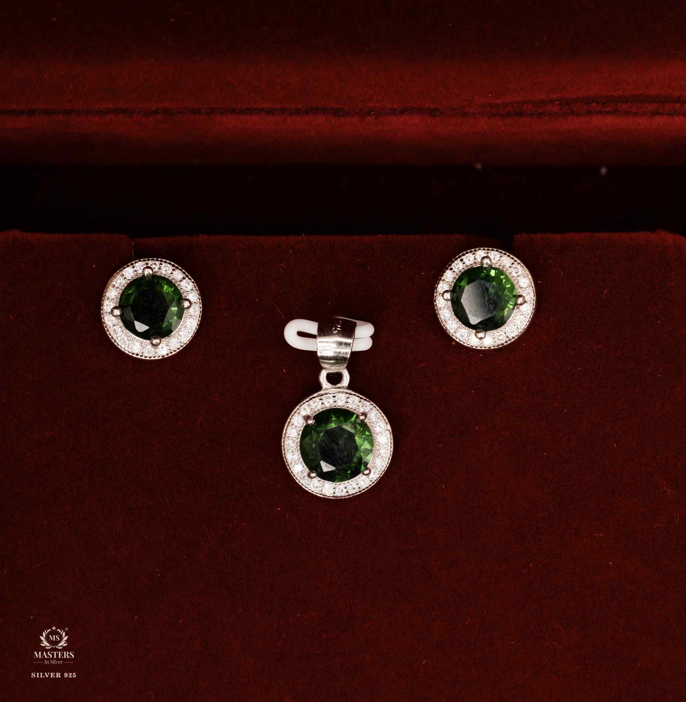 PENDANT SETS, DIAMOND LOOKS, REGULAR WEAR, ORIGINAL IMPORTED ROUND GREEN 🎁