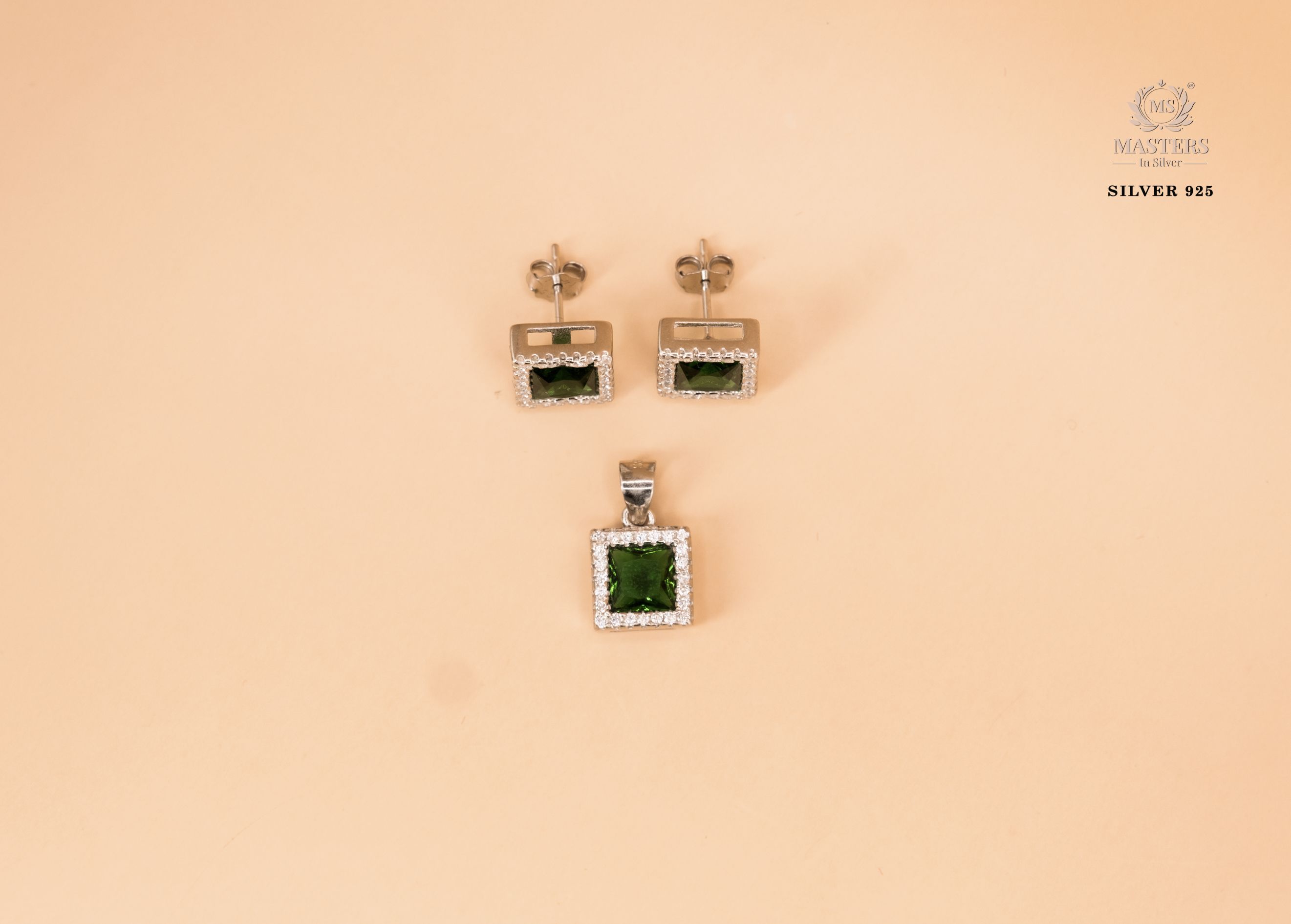 PENDANT SETS, DIAMOND LOOKS, REGULAR WEAR, ORIGINAL IMPORTED SQUARE GREEN 🎁