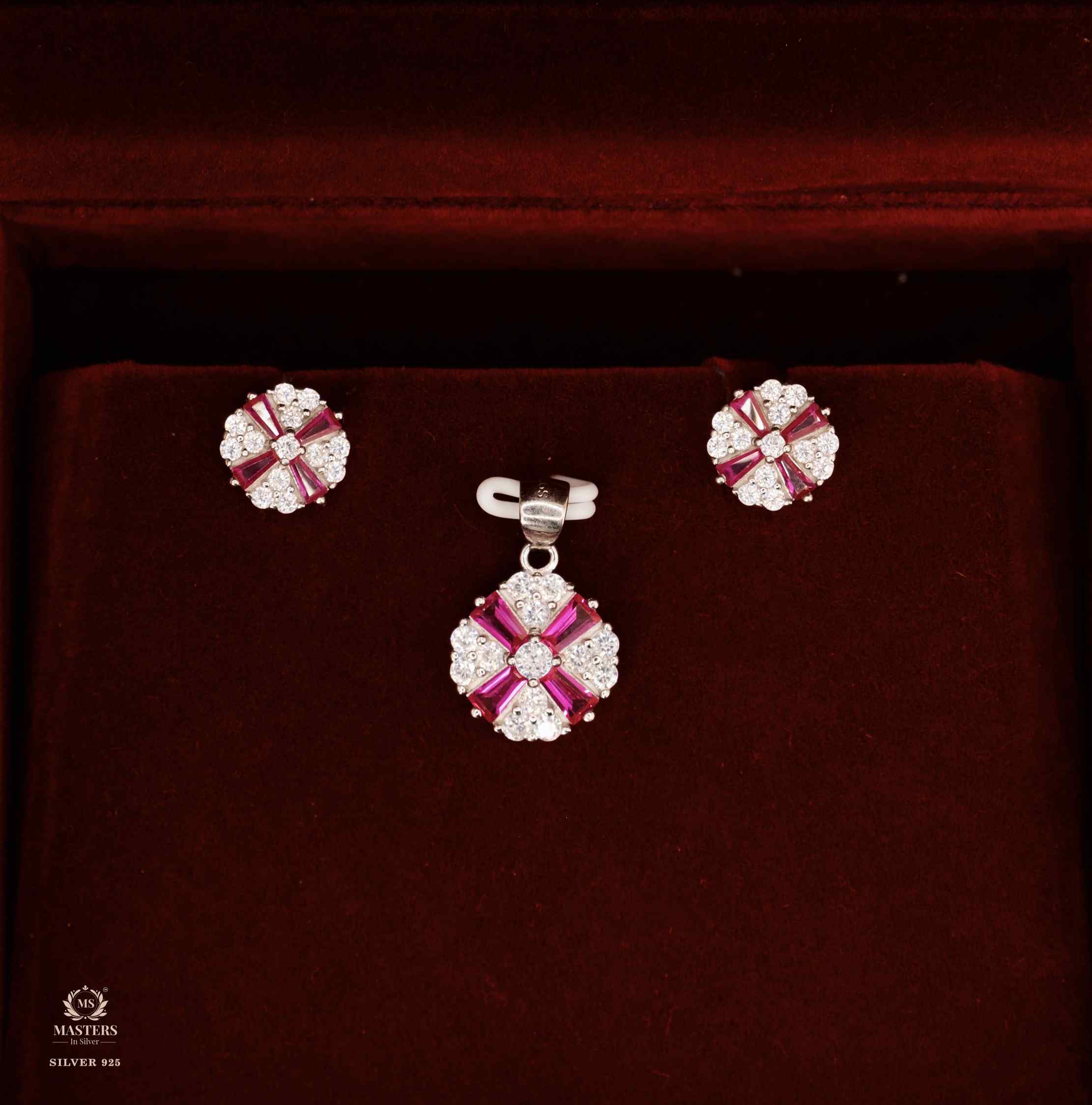 PENDANT SETS, DIAMOND LOOKS, REGULAR WEAR, ORIGINAL IMPORTED ROUND PINK N WHITE FLORAL🎁