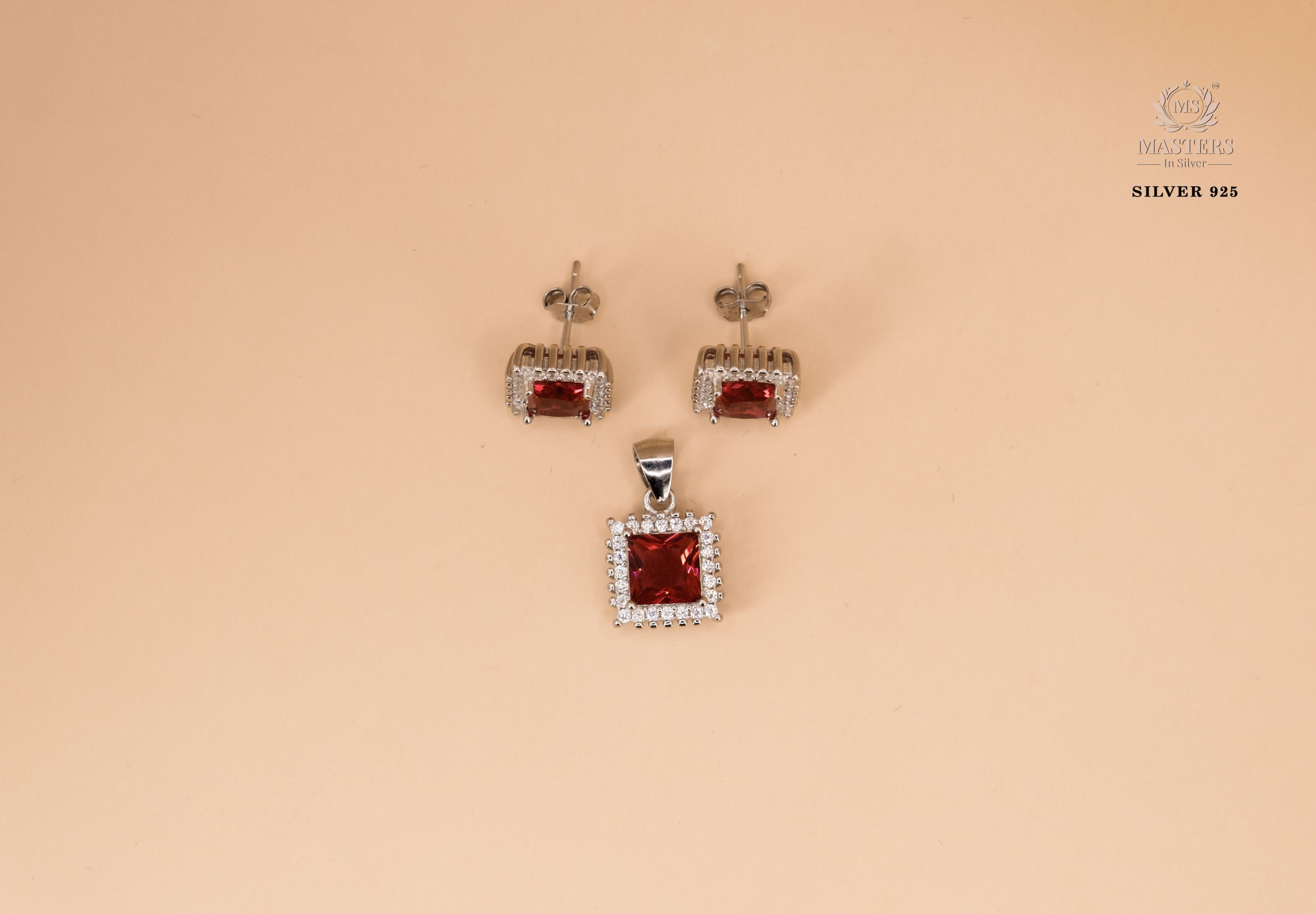 PENDANT SETS, DIAMOND LOOKS, REGULAR WEAR, ORIGINAL IMPORTED SQUARE PINK  🎁