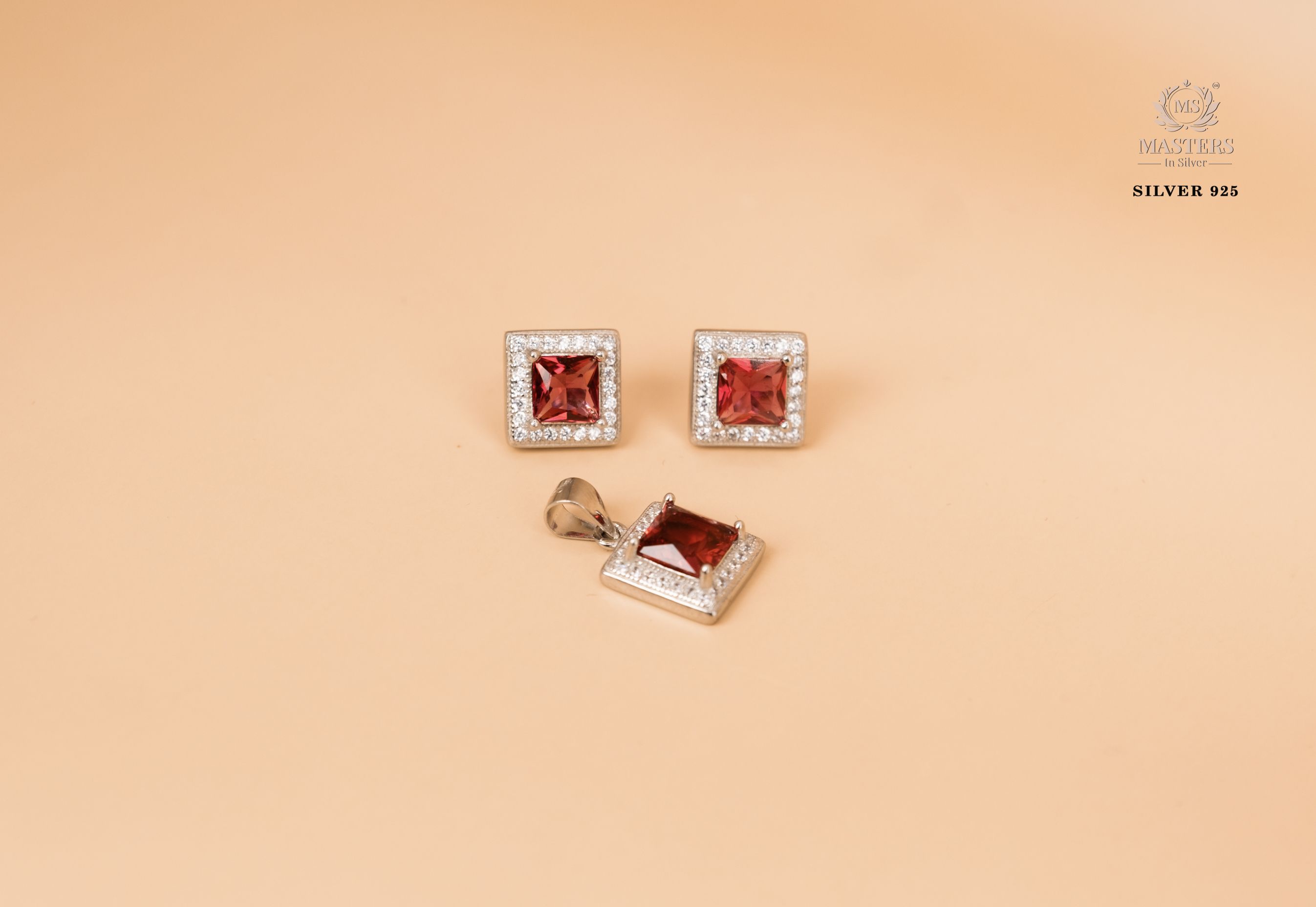 PENDANT SETS, DIAMOND LOOKS, REGULAR WEAR, ORIGINAL IMPORTED PINK SQUARE 🎁