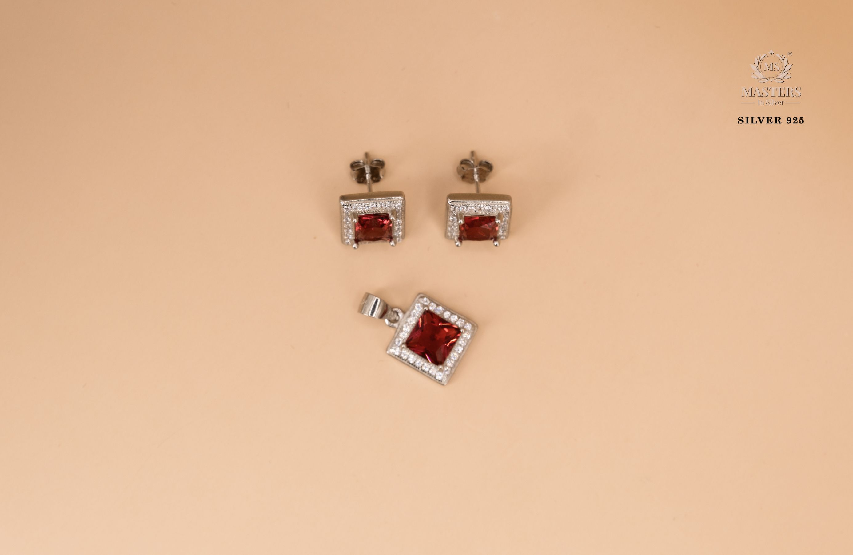 PENDANT SETS, DIAMOND LOOKS, REGULAR WEAR, ORIGINAL IMPORTED PINK SQUARE 🎁