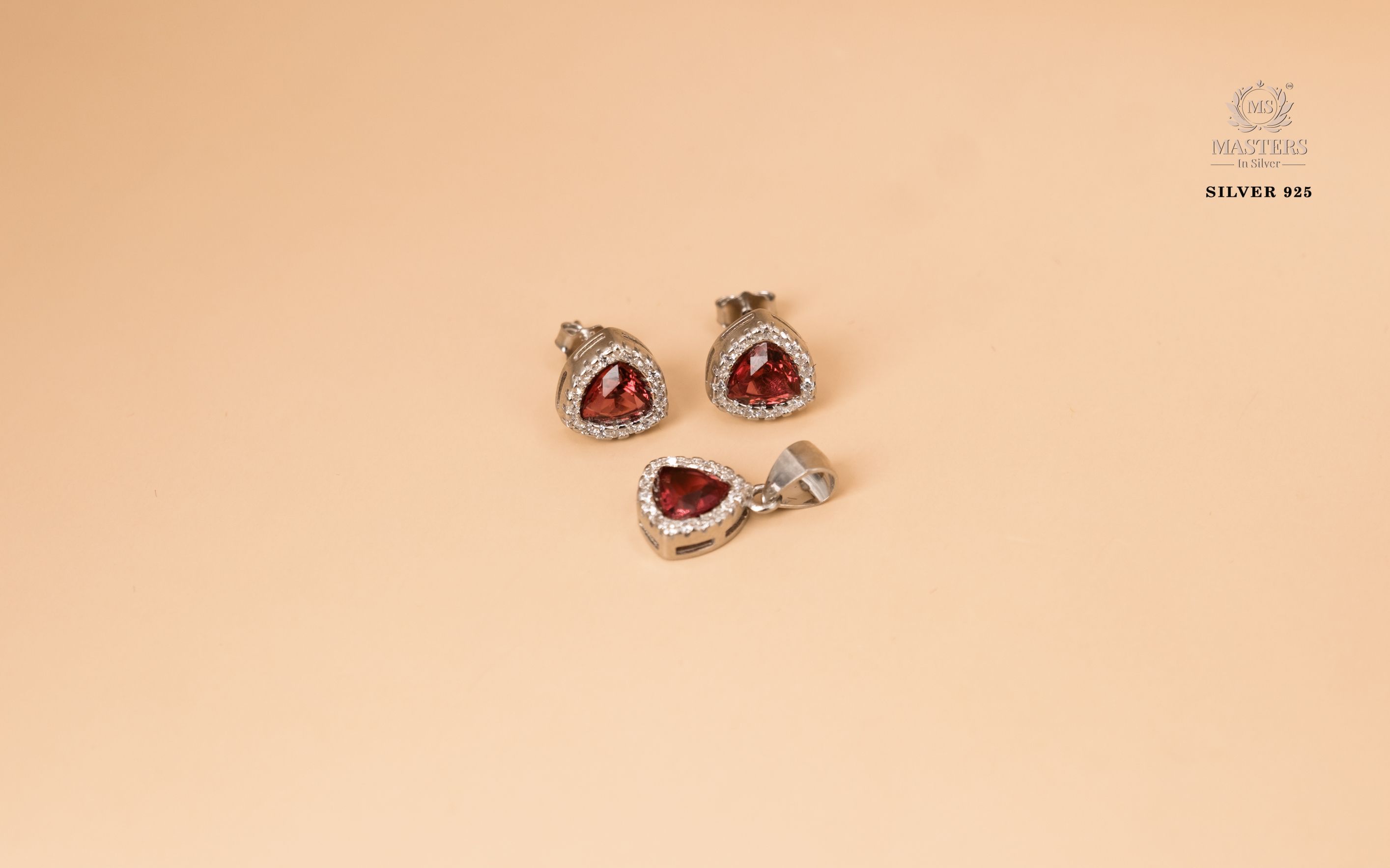 PENDANT SETS, DIAMOND LOOKS, REGULAR WEAR, ORIGINAL IMPORTED PINK SQUARE 🎁