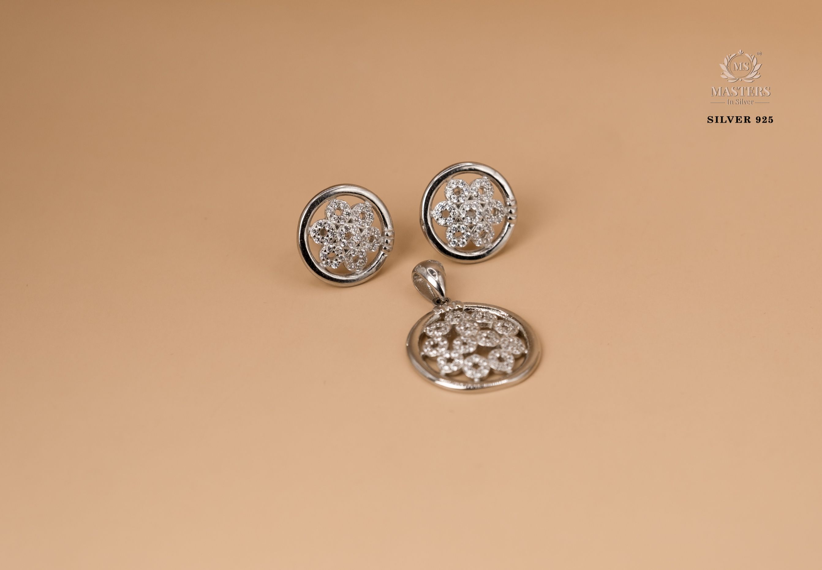 PENDANT SETS, DIAMOND LOOKS, REGULAR WEAR, ORIGINAL IMPORTED ROUND🎁