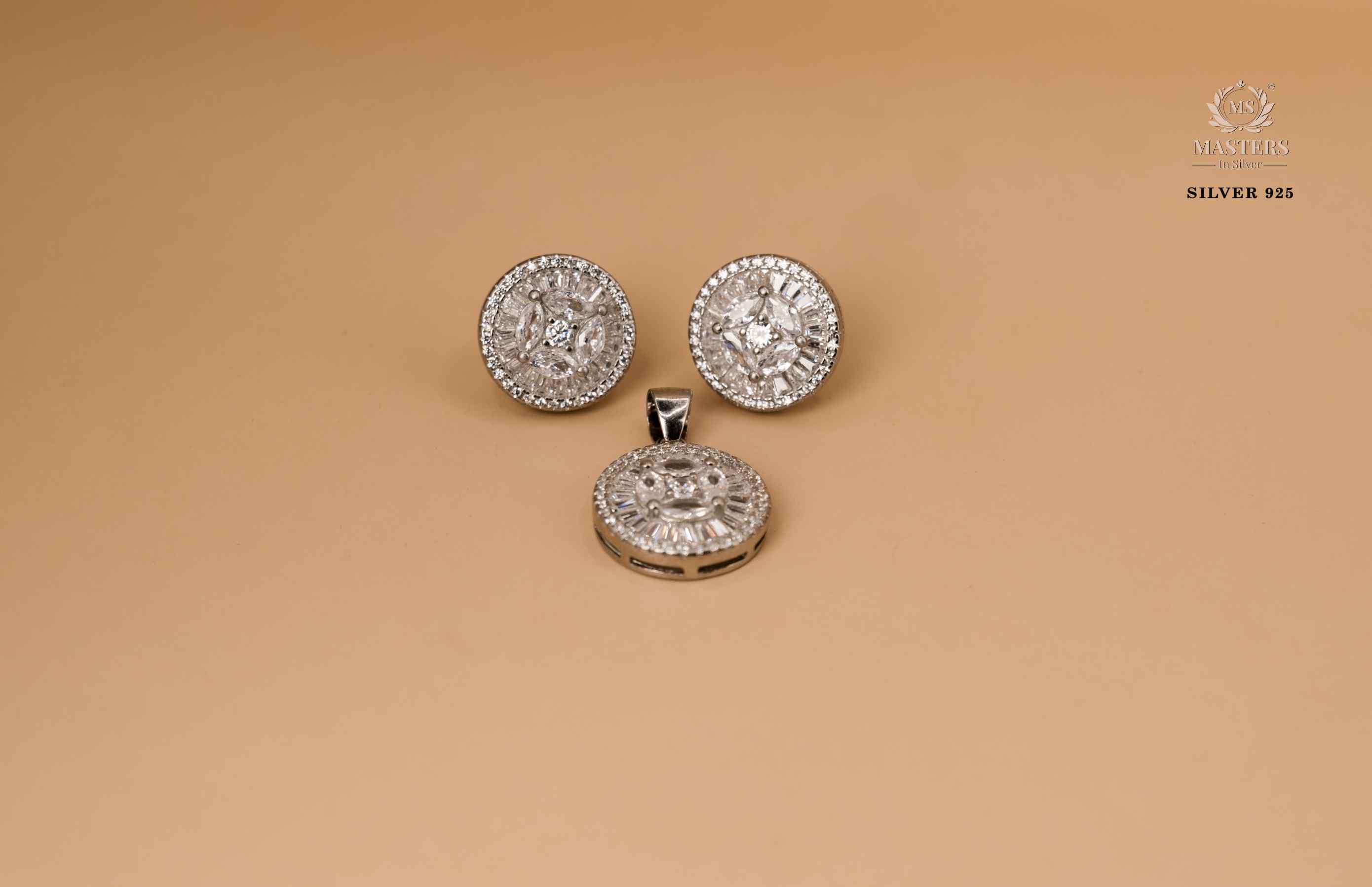 PENDANT SETS, DIAMOND LOOKS, REGULAR WEAR, ORIGINAL IMPORTED  ROUND 🎁