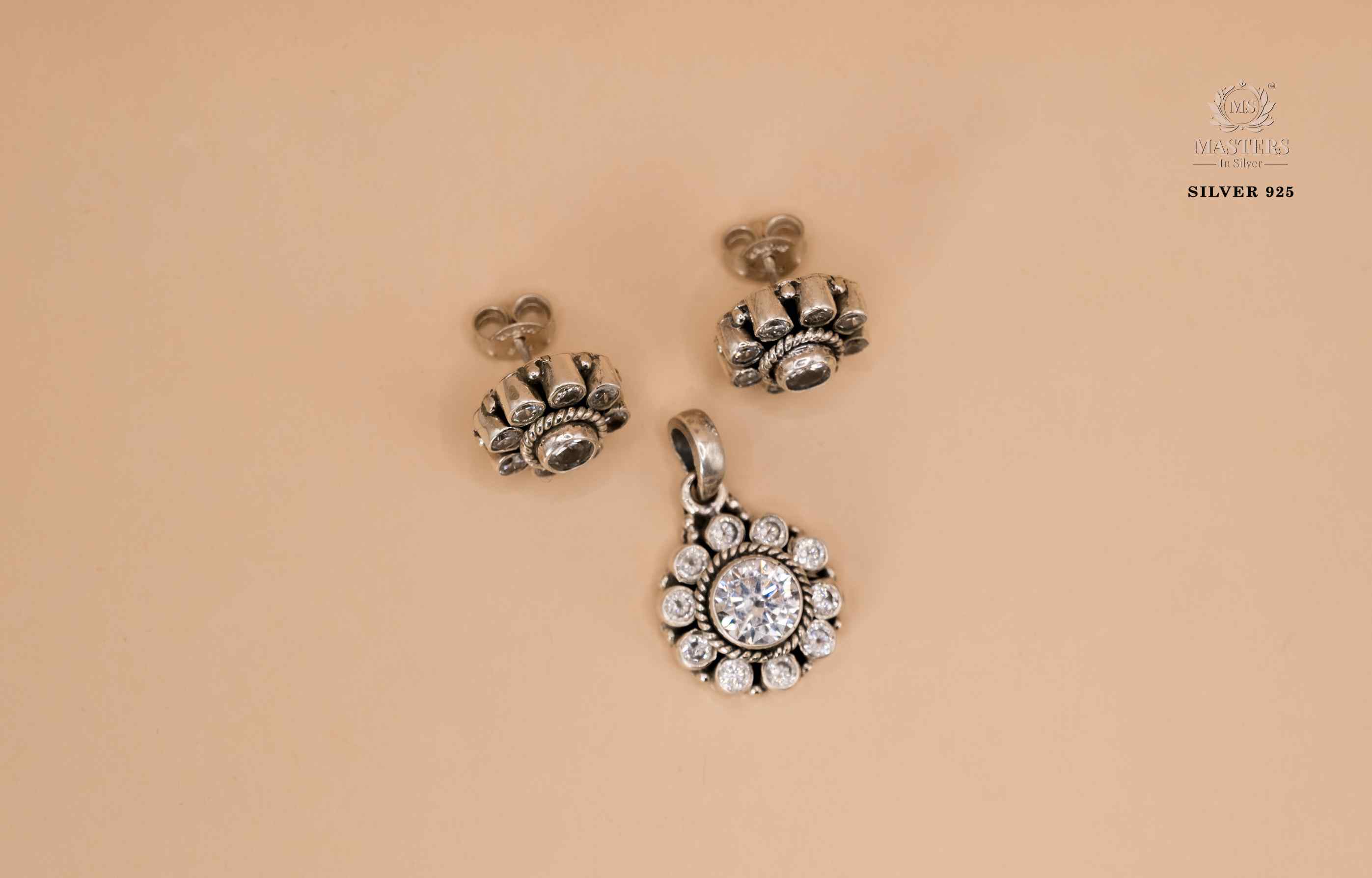 OXIDISED ORIGINAL EXPORT QUALITY PENDANT SET CUT STONES 🤞