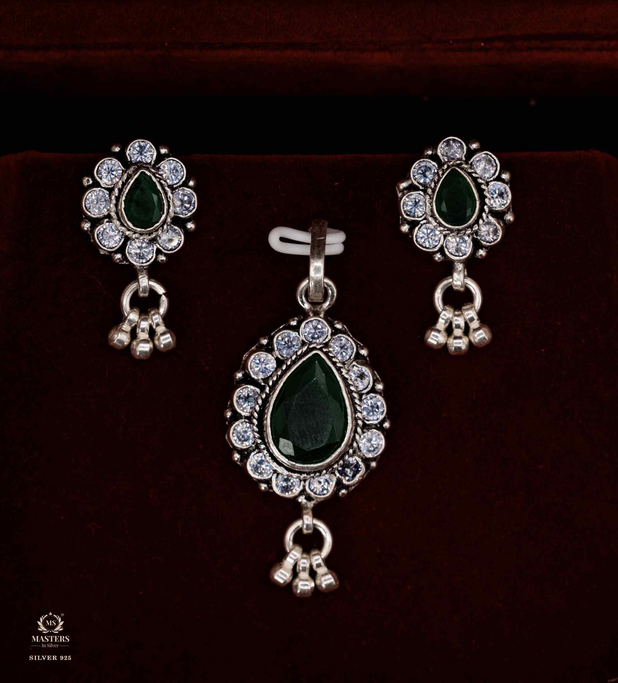 OXIDISED PENDANT SETS  EXPORT QUALITY  green long 🤞