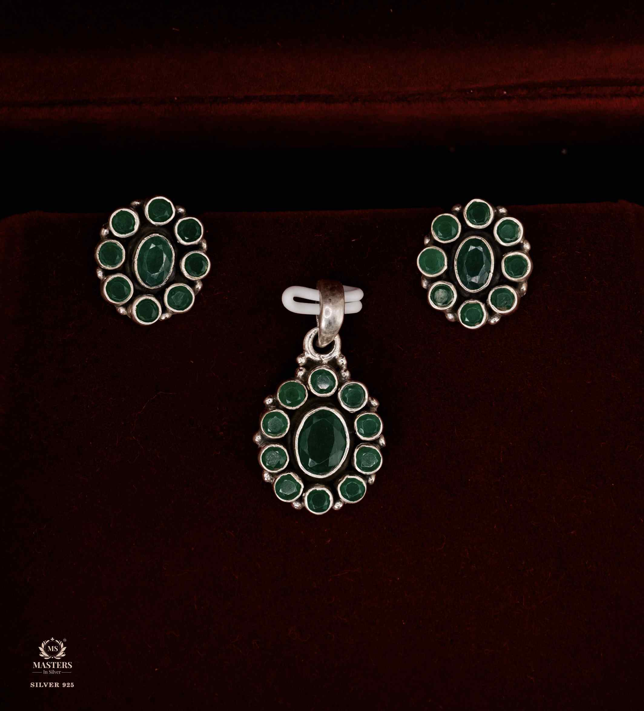 OXIDISED PENDANT SETS  EXPORT QUALITY  green long 🤞
