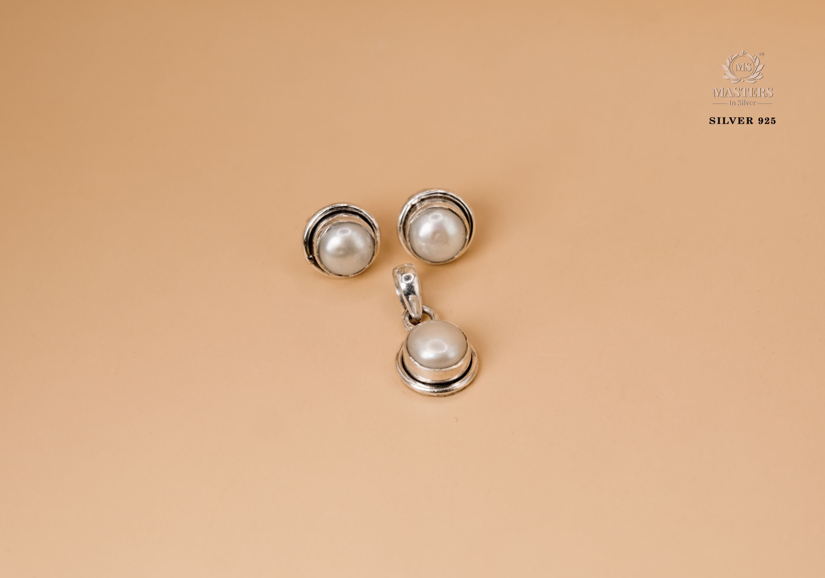 OXIDISED PENDANT SETS  EXPORT QUALITY PEARL ROUND 🤞