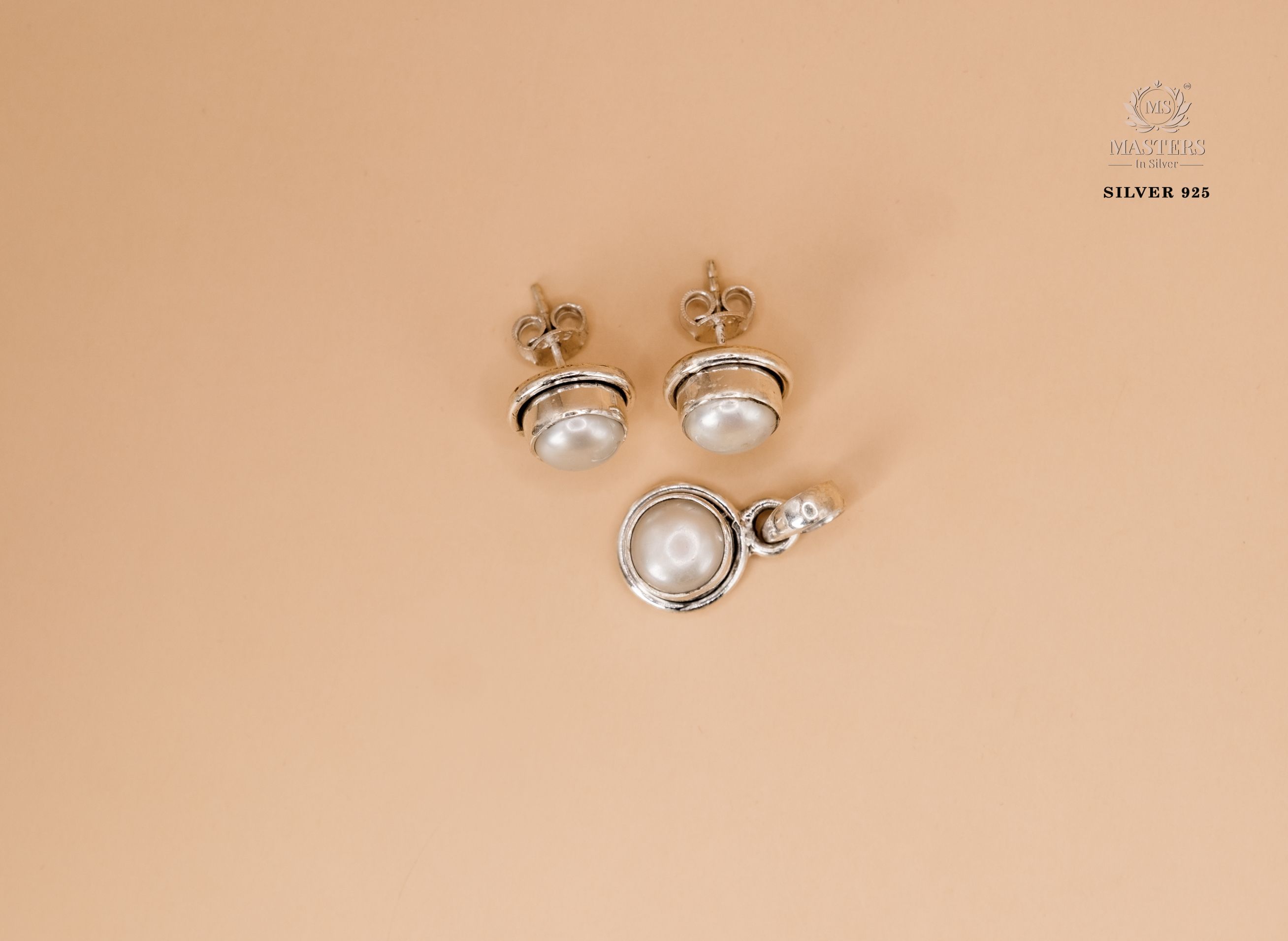 OXIDISED PENDANT SETS  EXPORT QUALITY PEARL ROUND 🤞