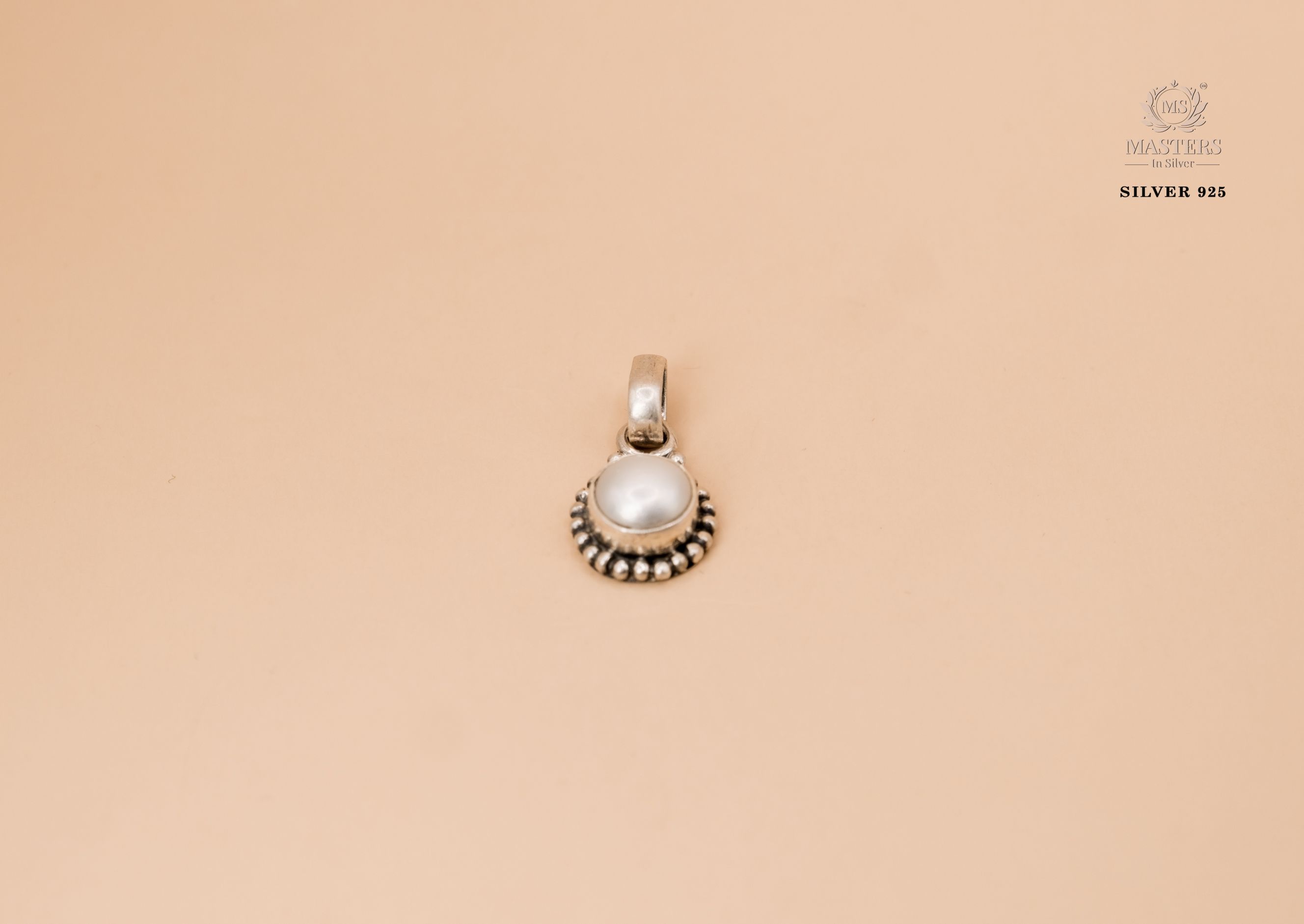 OXIDISED PENDANT IMPORTED / EXPORT QUALITY FLORAL WHITE SQUARE 🤞