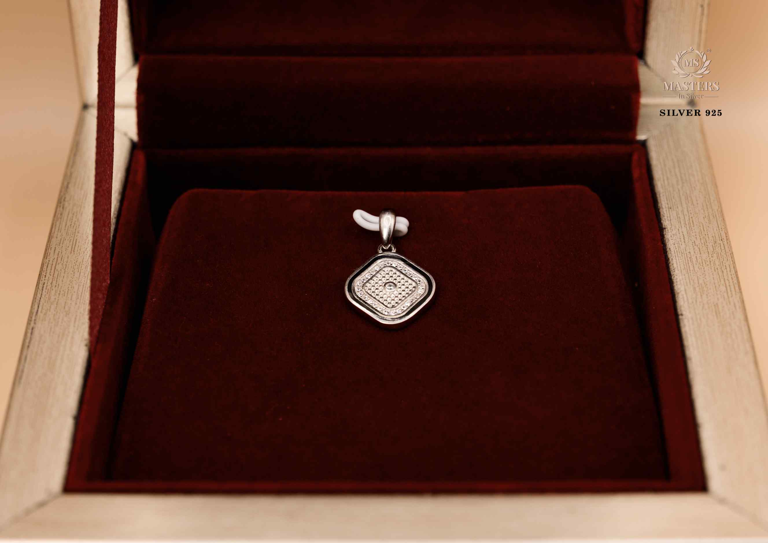 PENDANT IMPORTED / EXPORT QUALITY  🤞