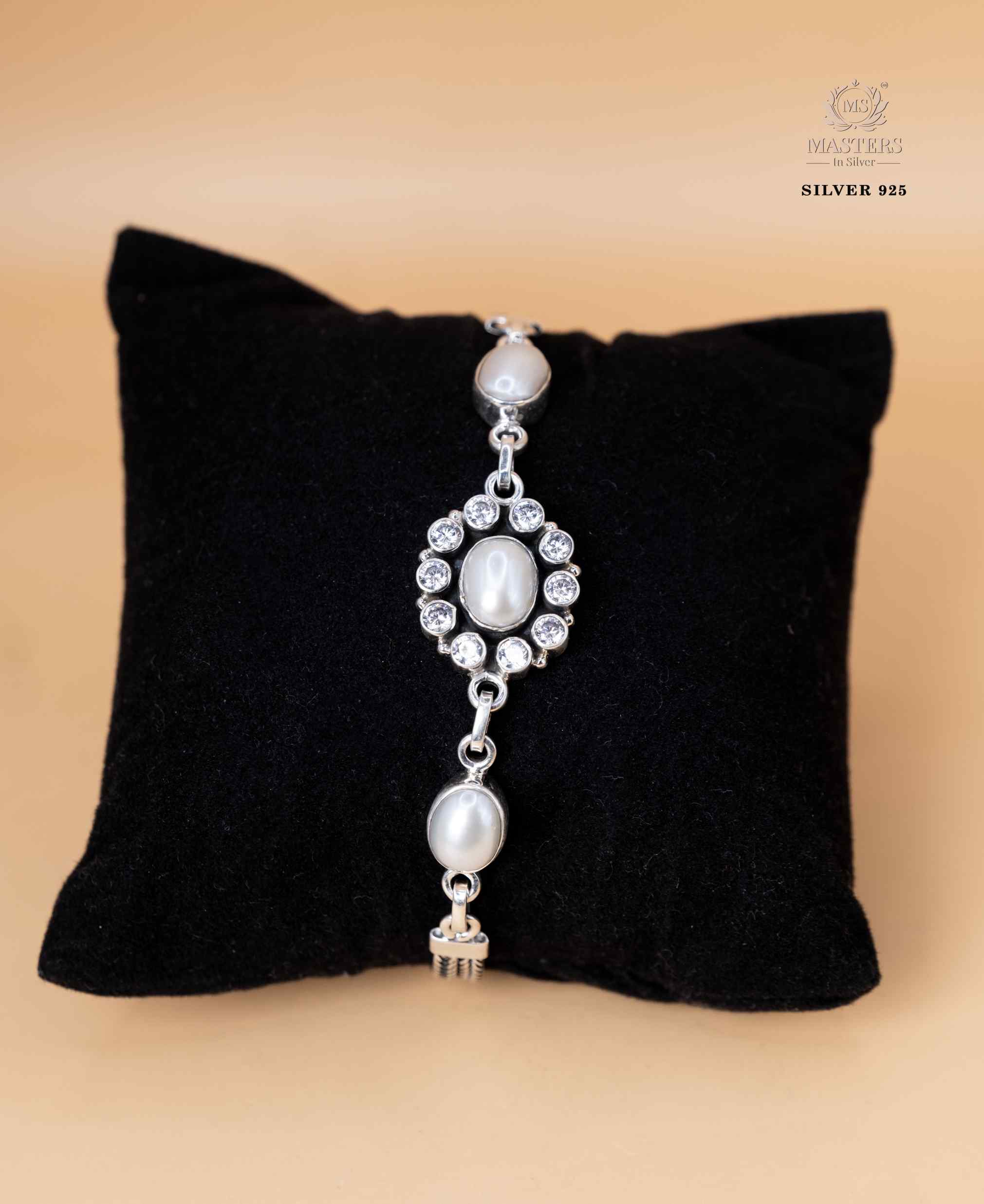Oxidised  ORIGINAL SILVER, Pearl bracelet ladies type