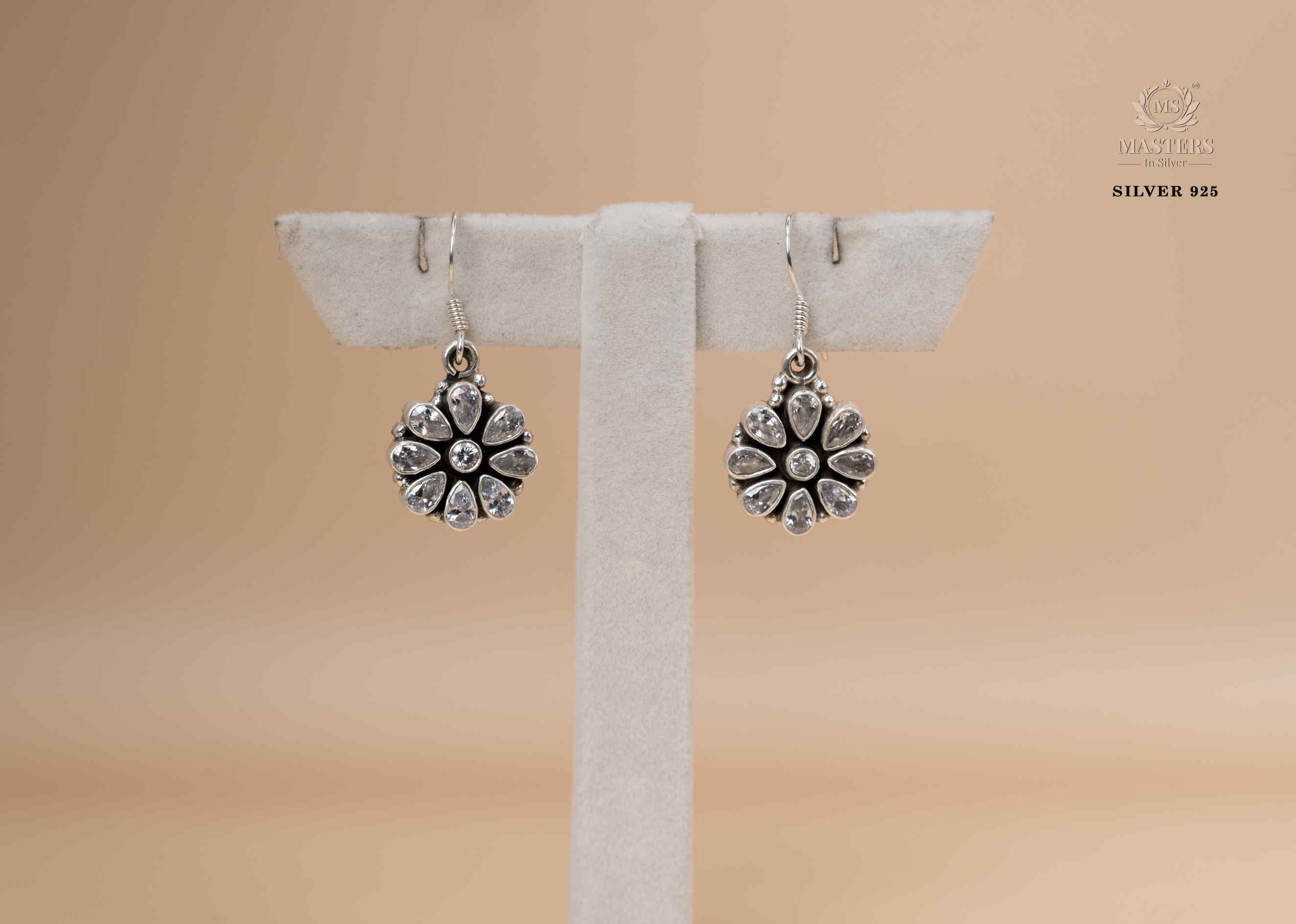 EARRINGS HOOK TYPE OXIDISED