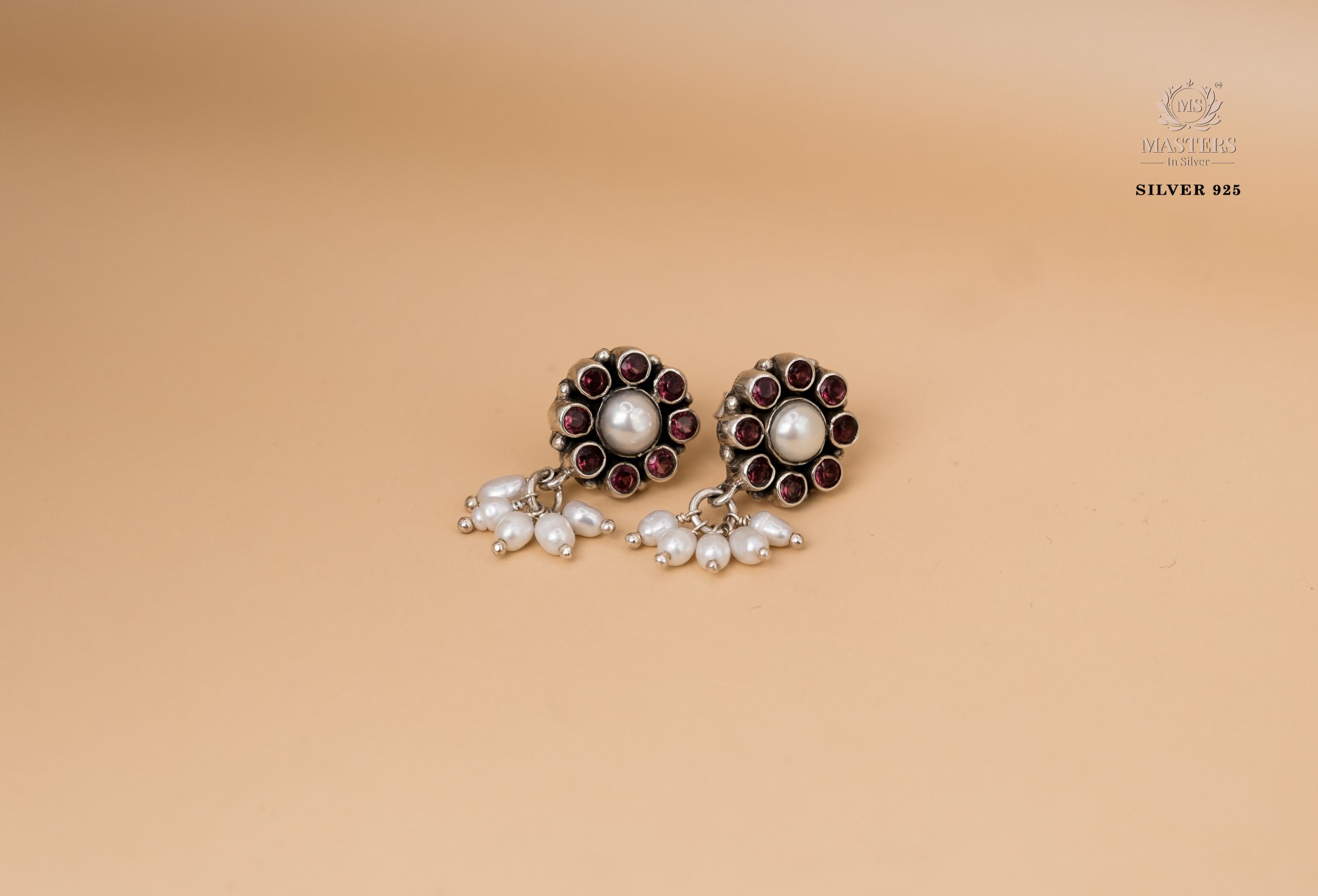 EARRINGS TOPS TYPE OXIDISED